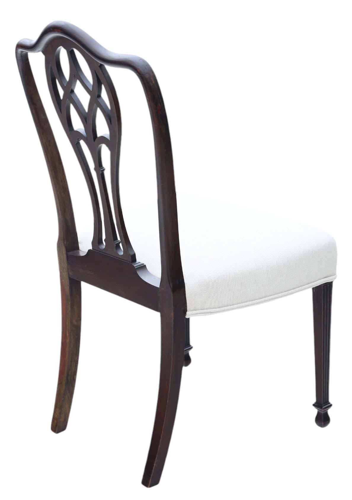 Legno Set di 12 sedie da pranzo in mogano del 1900 di qualità antica (10 più 2 intagliatori) in vendita