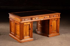 Antique Quarter-Sawn Oak Rotary Desk by Wooton