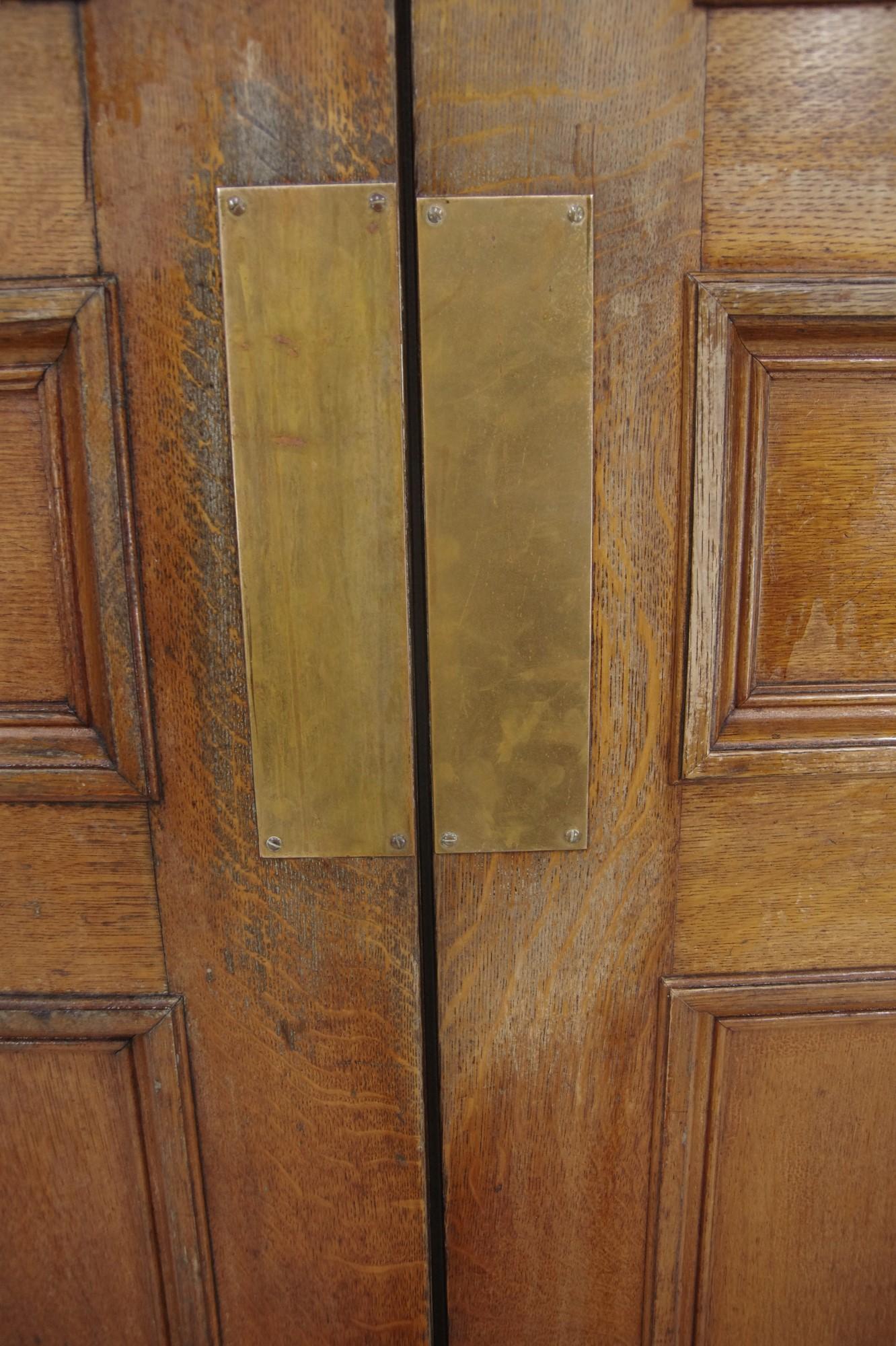quarter sawn oak doors