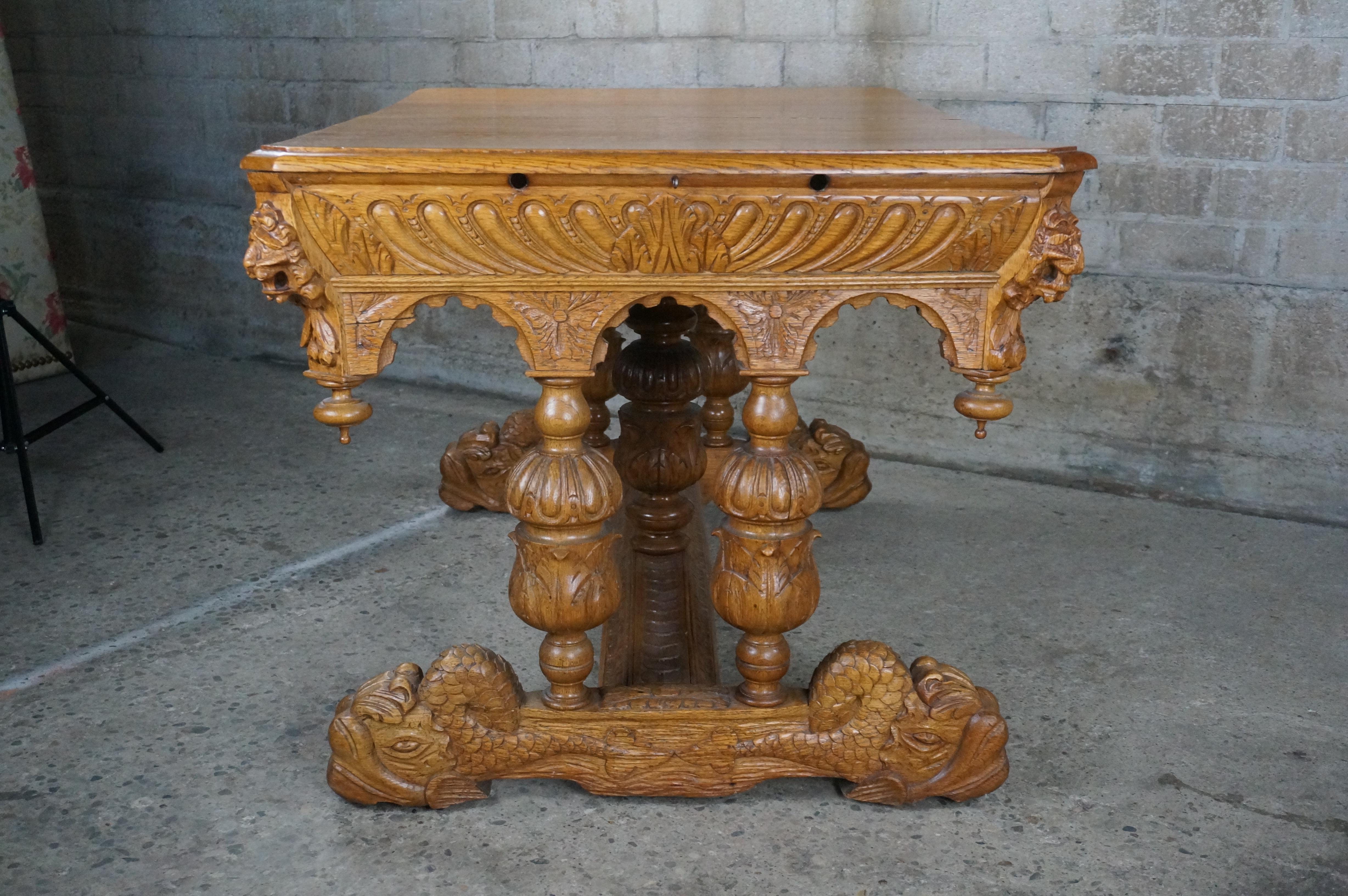 Ancienne table à manger de bibliothèque en chêne quart-de-chaussée de style néo-renaissance française  en vente 3