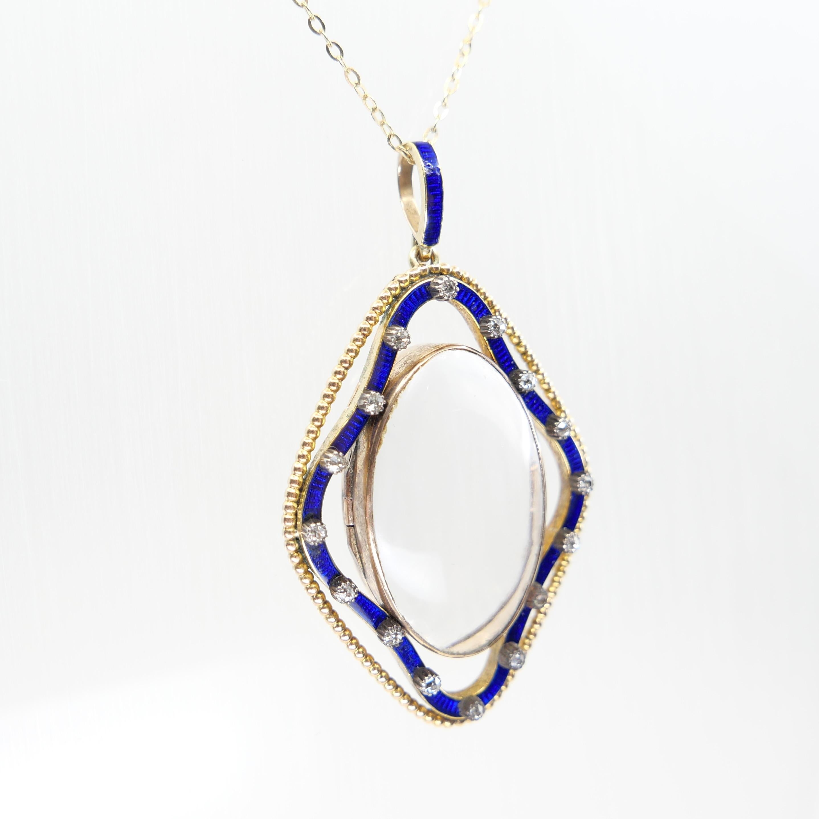 Pendentif ancien en cristal de quartz, émail bleu de cobalt et diamant circa 1880 en vente 5
