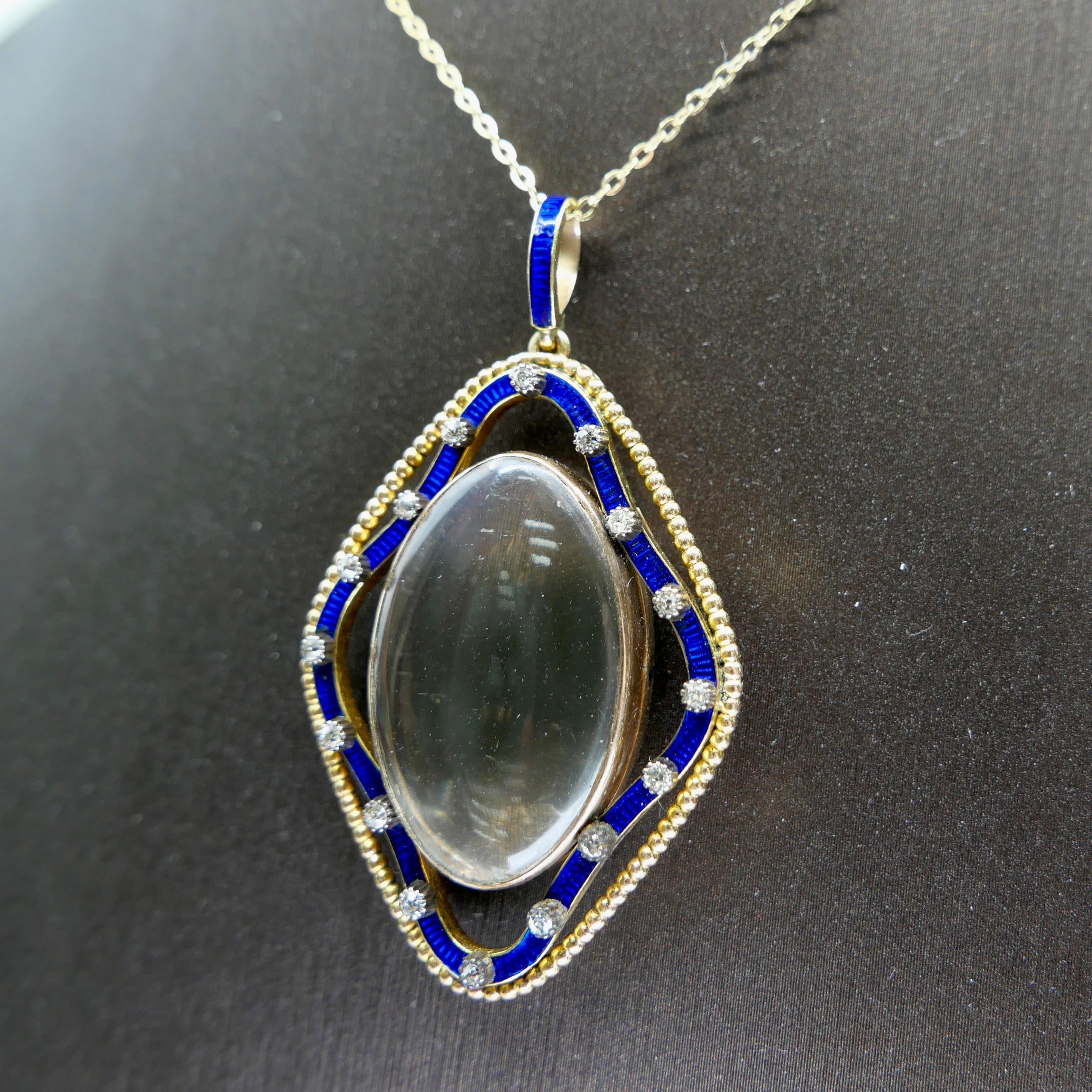 Pendentif ancien en cristal de quartz, émail bleu de cobalt et diamant circa 1880 en vente 9