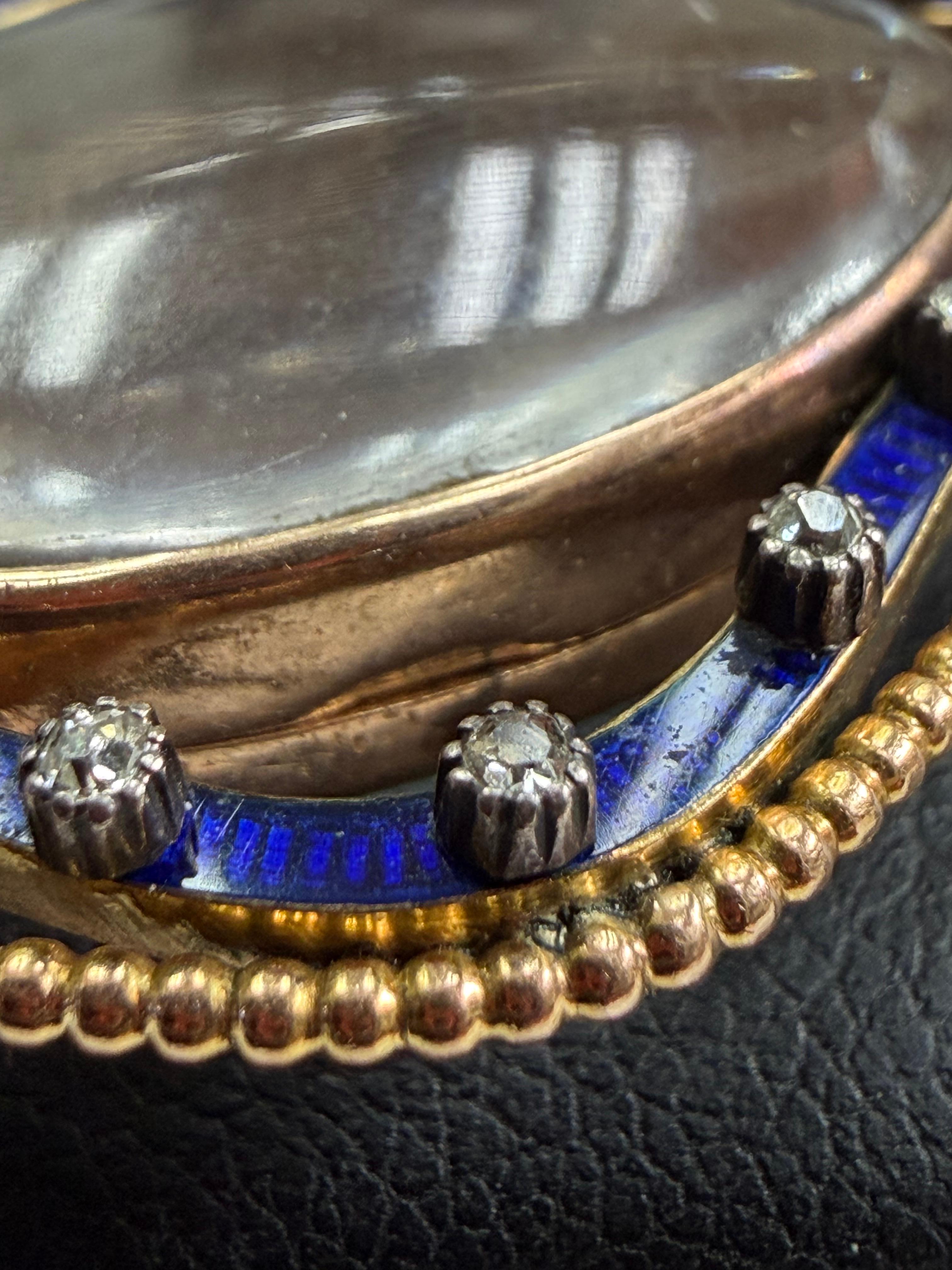 Pendentif ancien en cristal de quartz, émail bleu de cobalt et diamant circa 1880 Pour femmes en vente