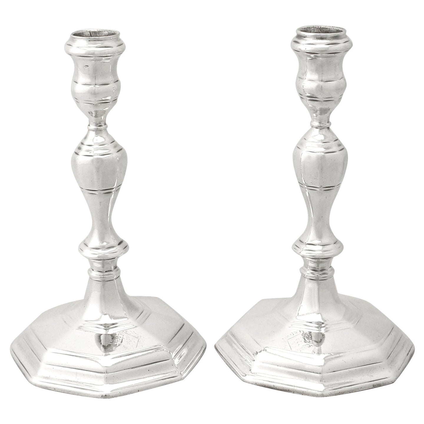 Antike Queen Anne Britannia Standard Silber-Kerzenhalter im Angebot