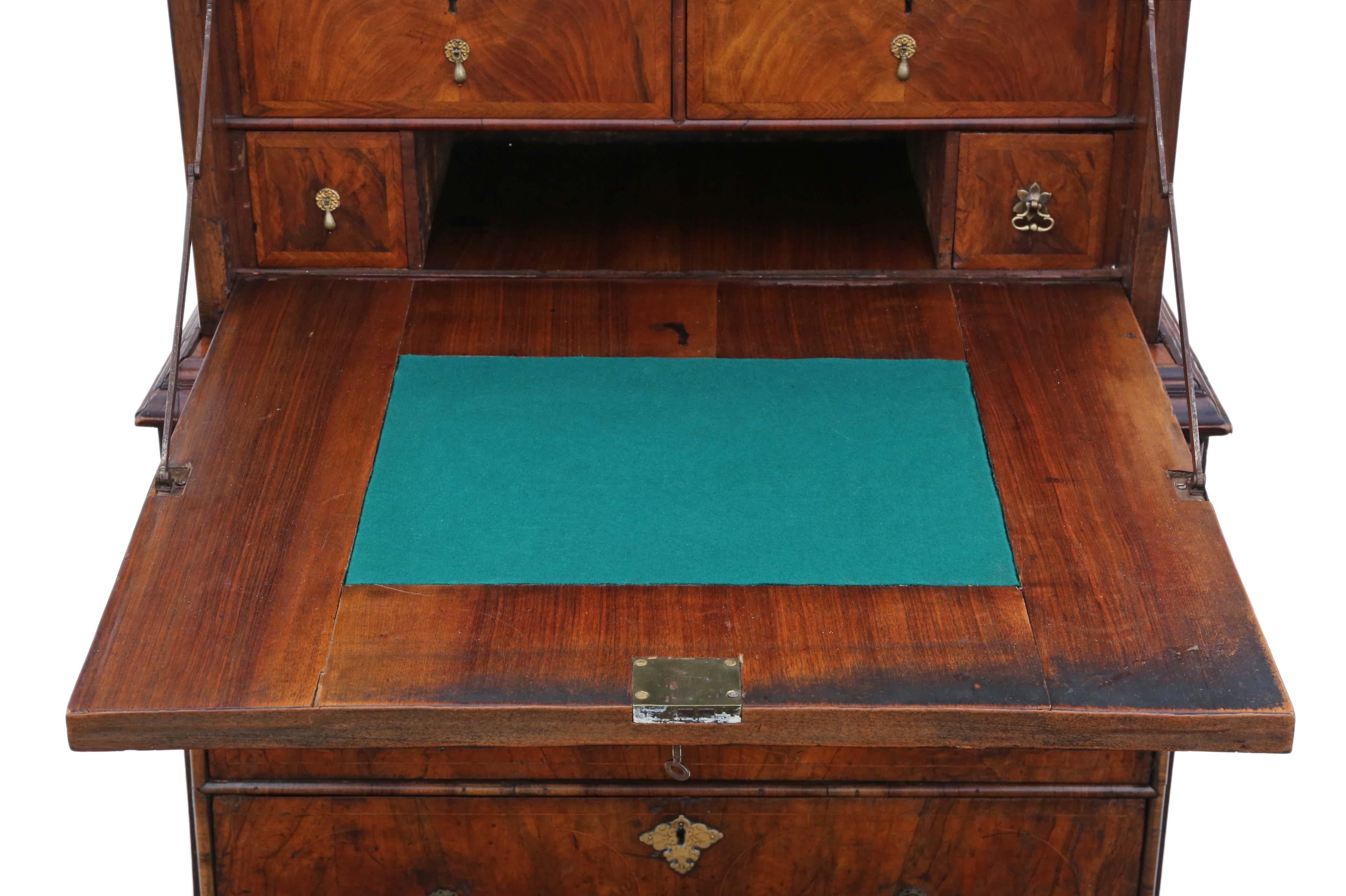 Ancienne commode de bureau Escritoire Queen Anne en ronce de noyer incrustée du début du 18ème siècle Bon état - En vente à Wisbech, Cambridgeshire