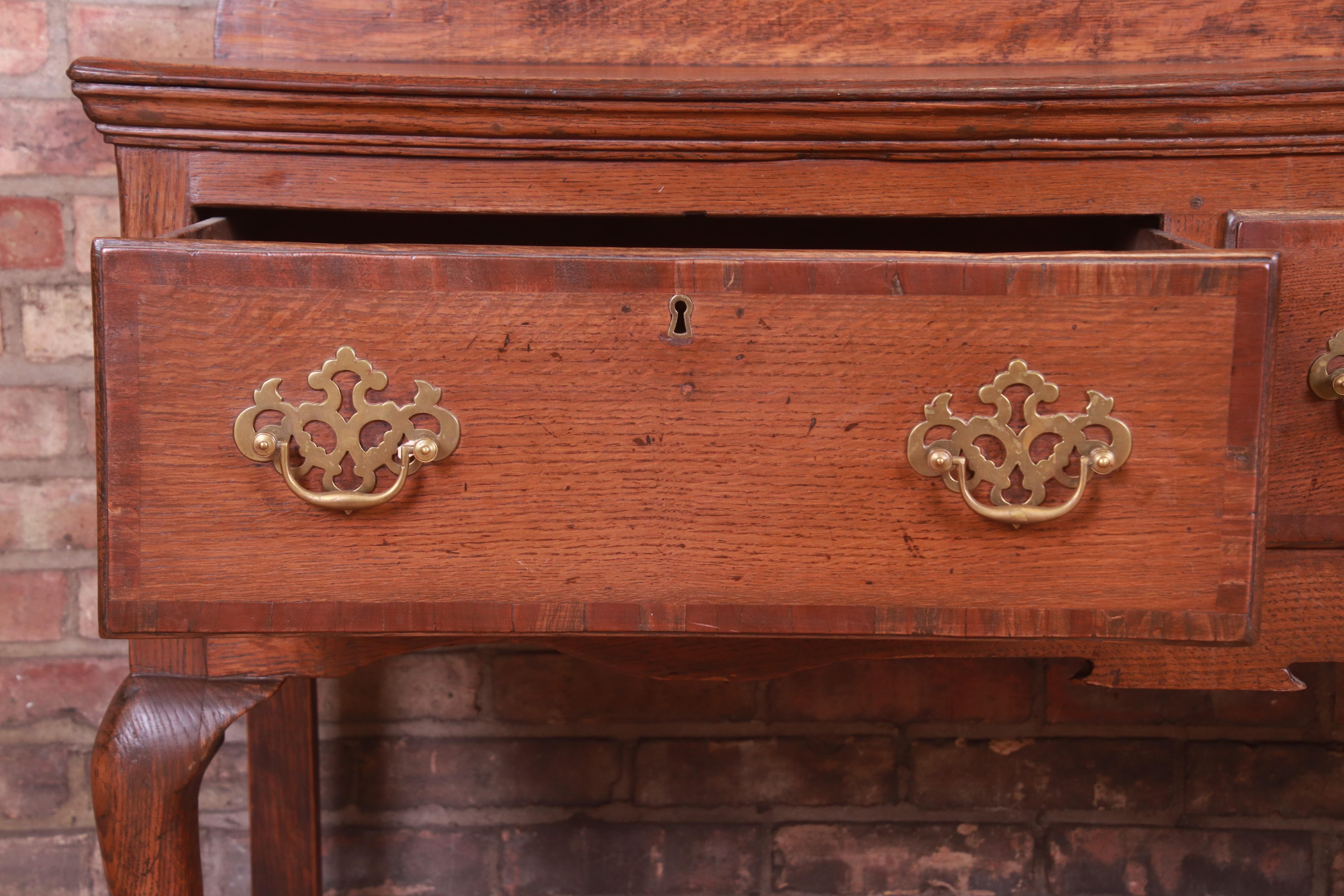 Antique Queen Anne English Oak Sideboard, circa 1790 4