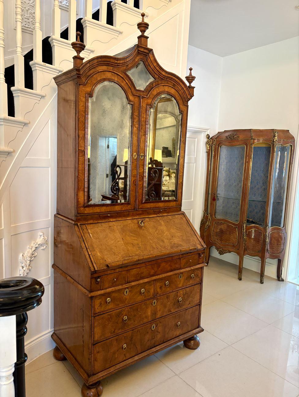 Antique Queen Anne Fantastic Quality Burr Walnut & Featherbanded Bureau Bookcase In Good Condition For Sale In Suffolk, GB
