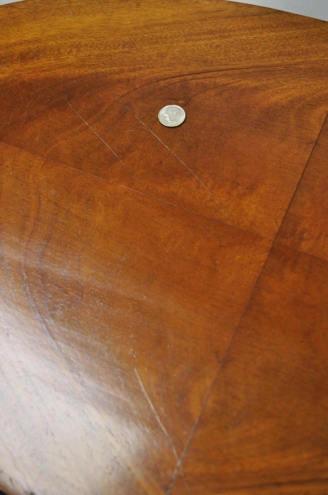20th Century Antique Queen Anne Federal Style Mahogany Oval Tilt Top Side Tea Table For Sale