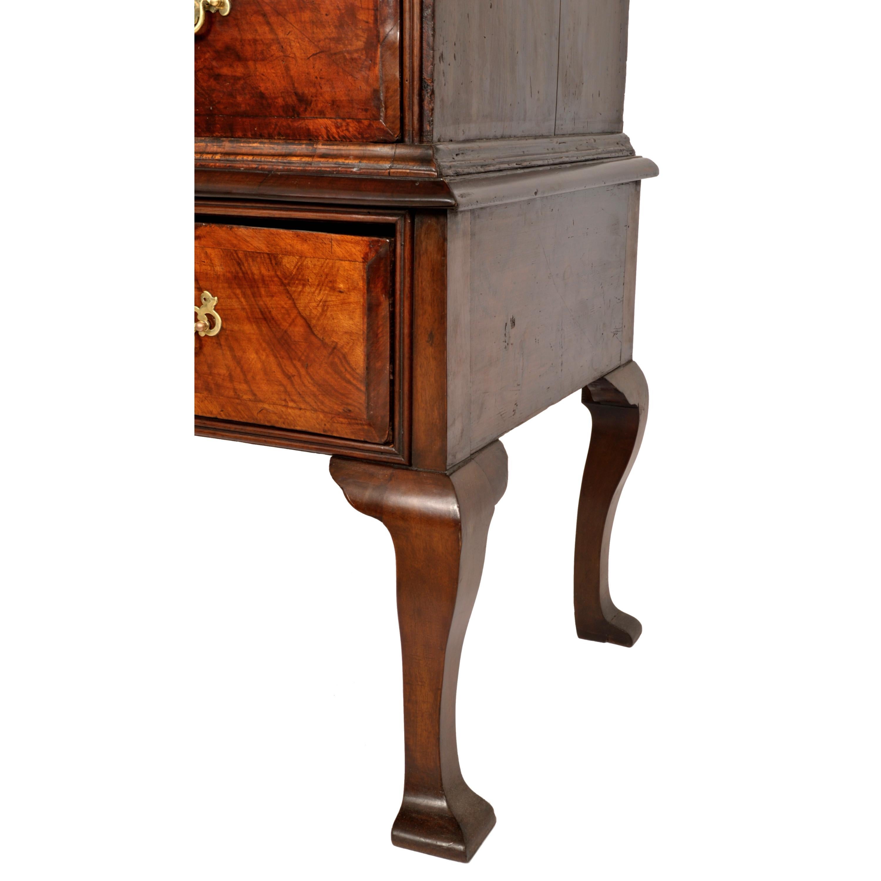 Antique Queen Anne George II Georgian Walnut Chest on Stand Highboy, Circa 1740 For Sale 1