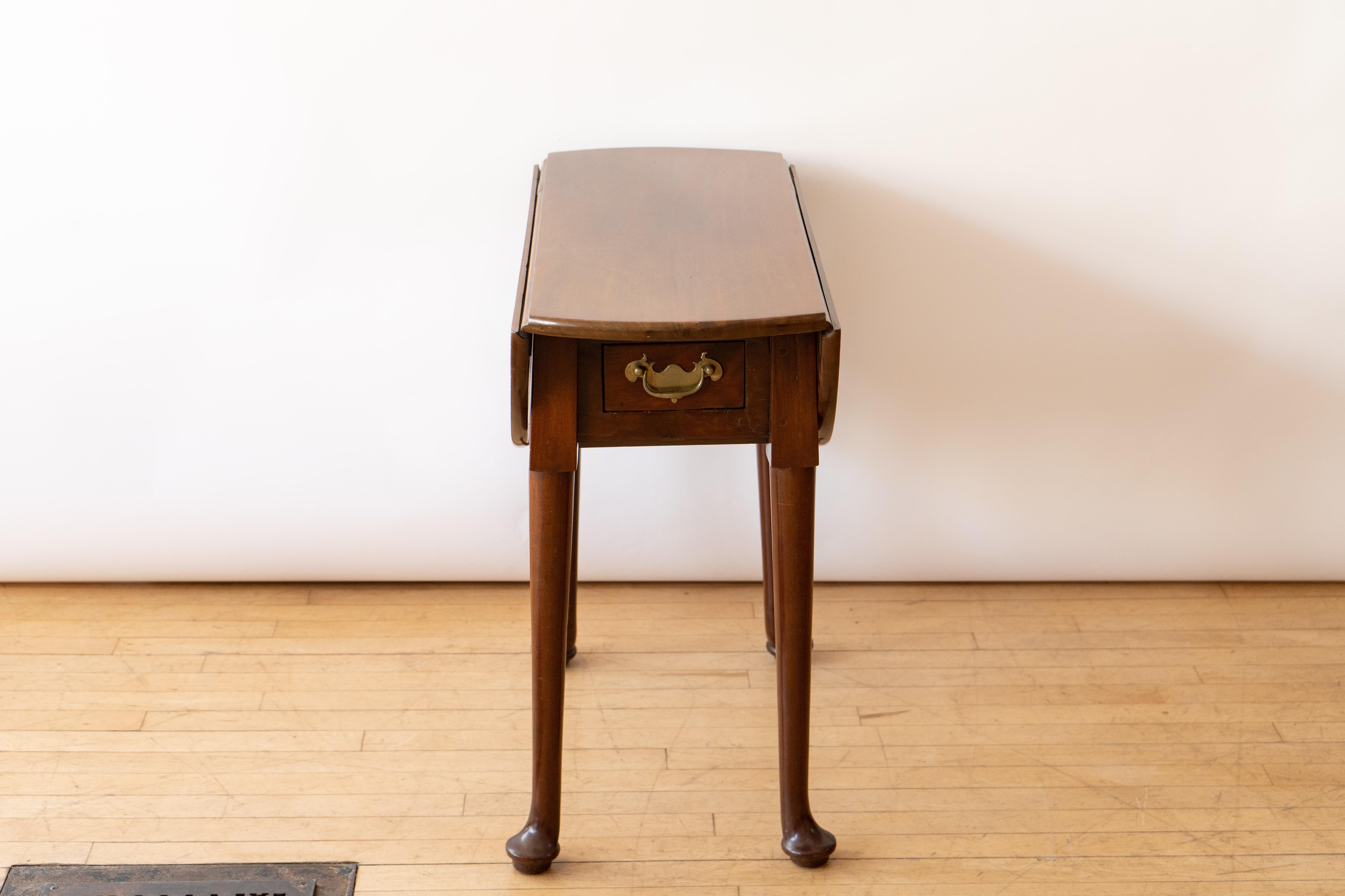 English Antique Queen Anne Mahogany Table
