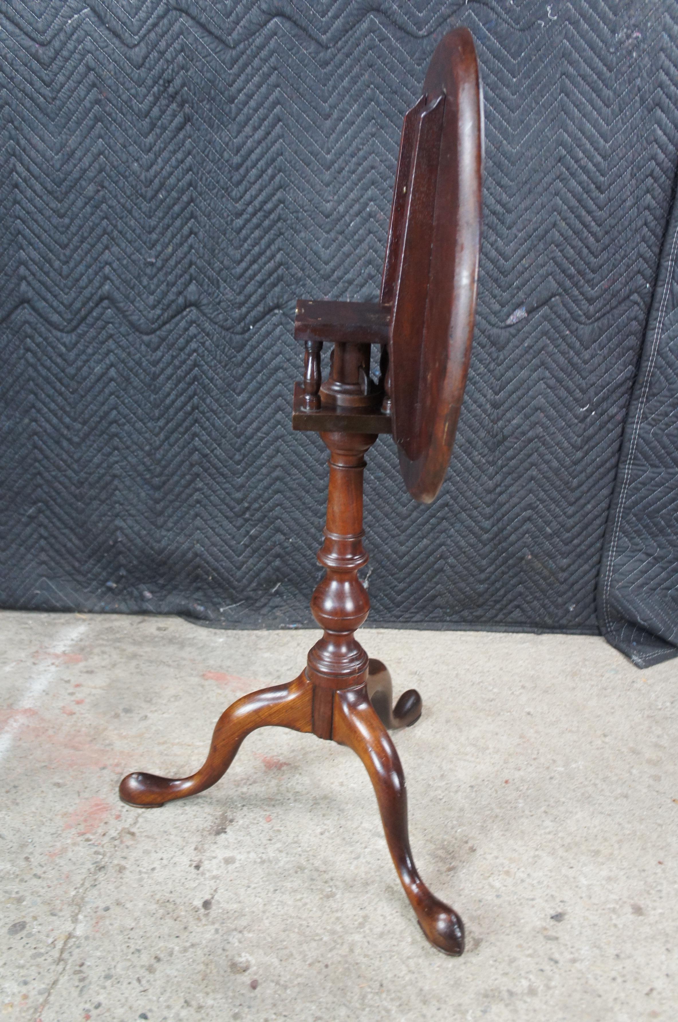 Antique Queen Anne Philadelphia Mahogany Tilt Top Birdcage Candlestand Tea Table For Sale 6