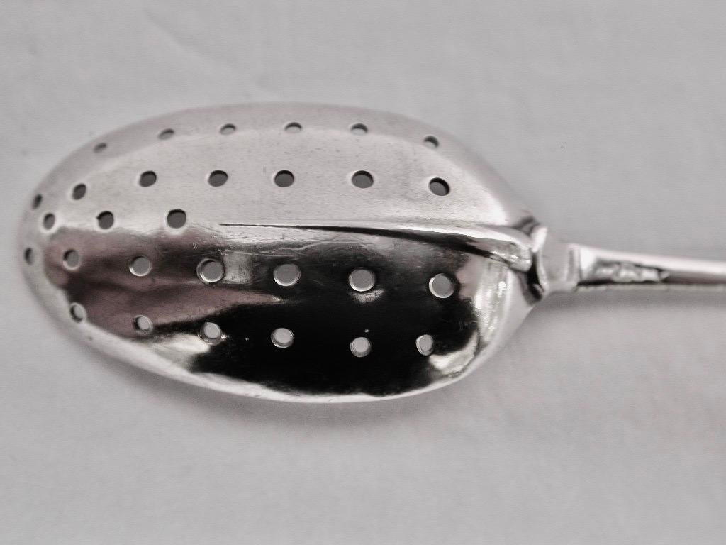 English Antique Queen Anne Silver Mote Spoon C.1710 Abraham Russell London For Sale