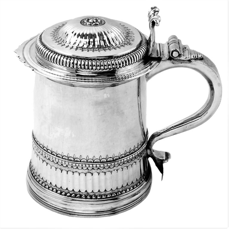 English Antique Queen Anne Sterling Silver Lidded Tankard Beer Mug 1704, 18th Century For Sale