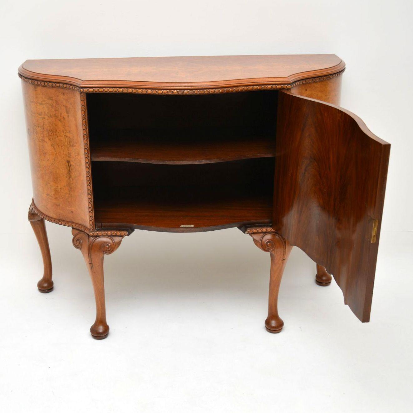 Early 20th Century Antique Queen Anne Style Burr Walnut Cabinet