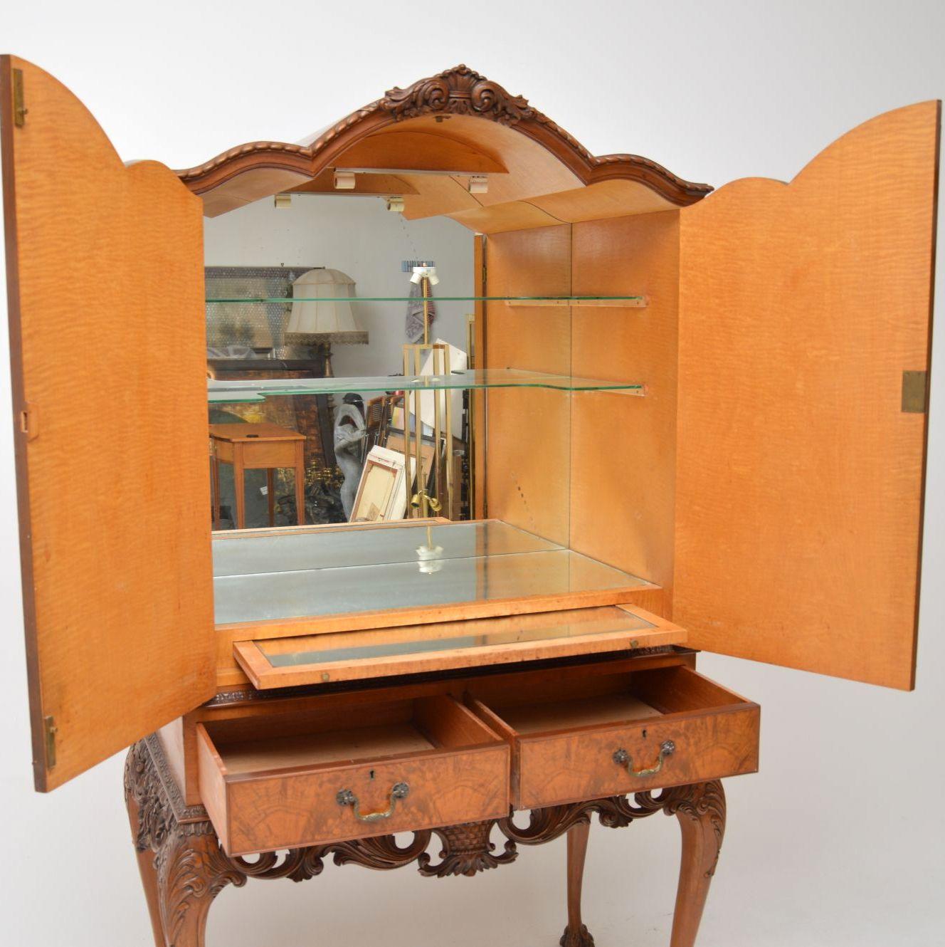 Antique Queen Anne Style Burr Walnut Cocktail Cabinet In Good Condition In London, GB