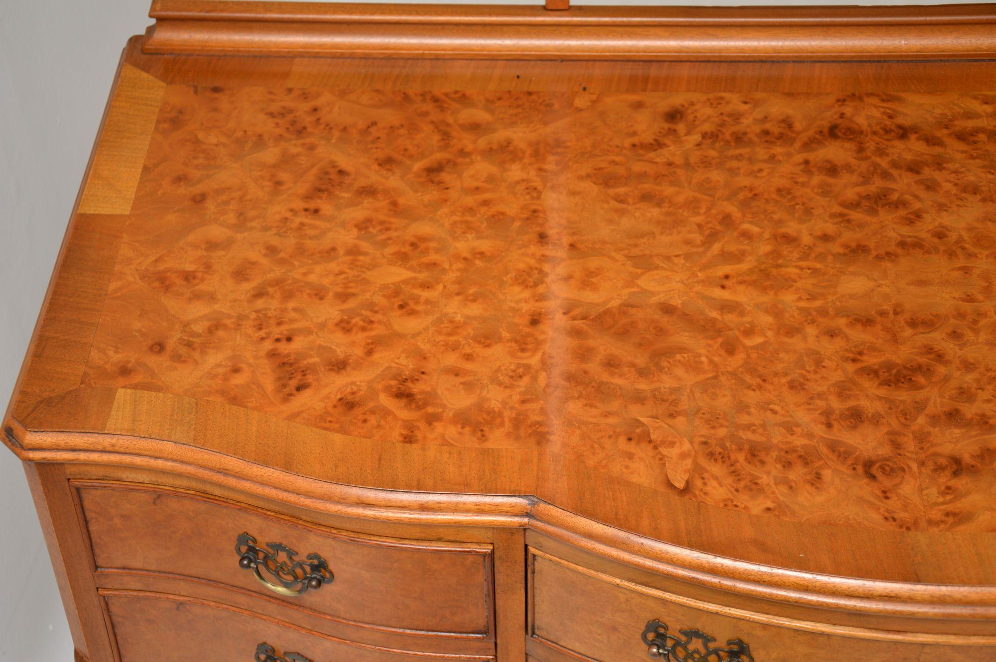 Mid-20th Century Antique Queen Anne Style Burr Walnut Dressing Table