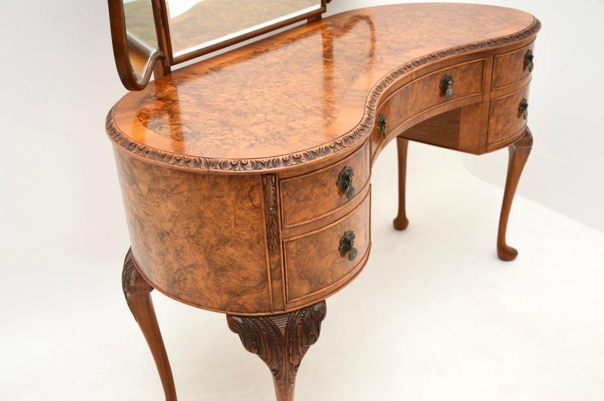 Miroir Ancienne coiffeuse en ronce de noyer de style Queen Anne