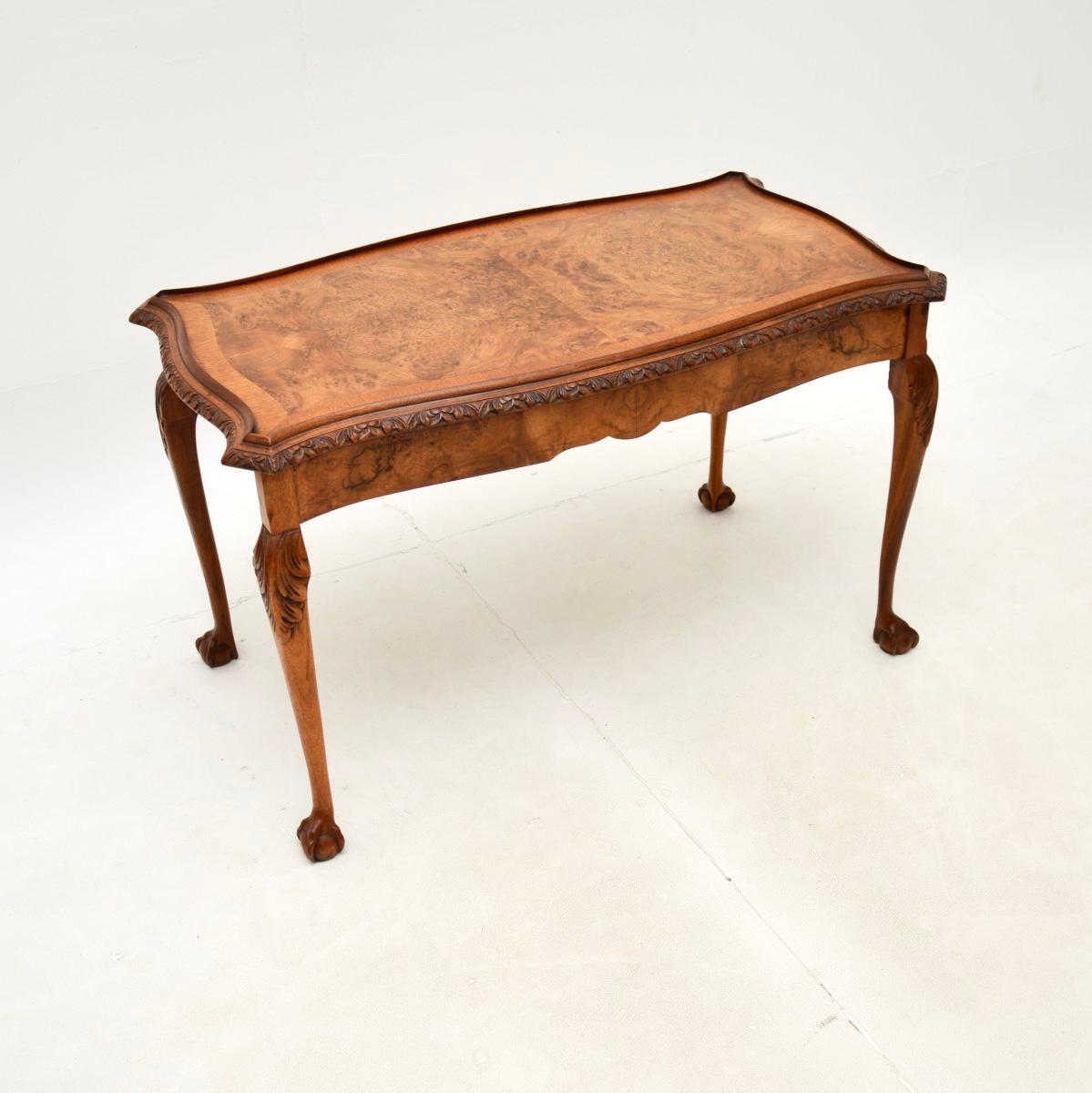 Antique Queen Anne Style Burr Walnut Nesting Coffee Table For Sale 1