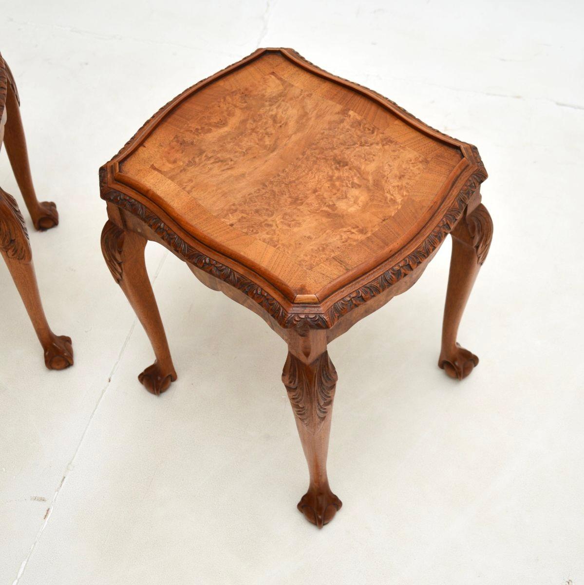 Antique Queen Anne Style Burr Walnut Nesting Coffee Table For Sale 4
