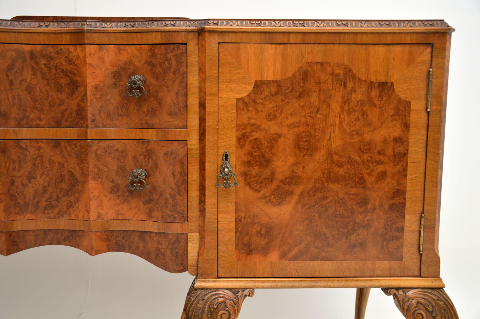 Antique Queen Anne Style Burr Walnut Sideboard In Good Condition In London, GB