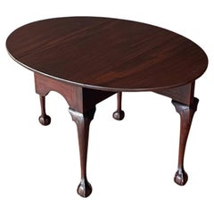 Antique Queen Anne Style Drop- Leaf Dining Table with Cabriole Legs