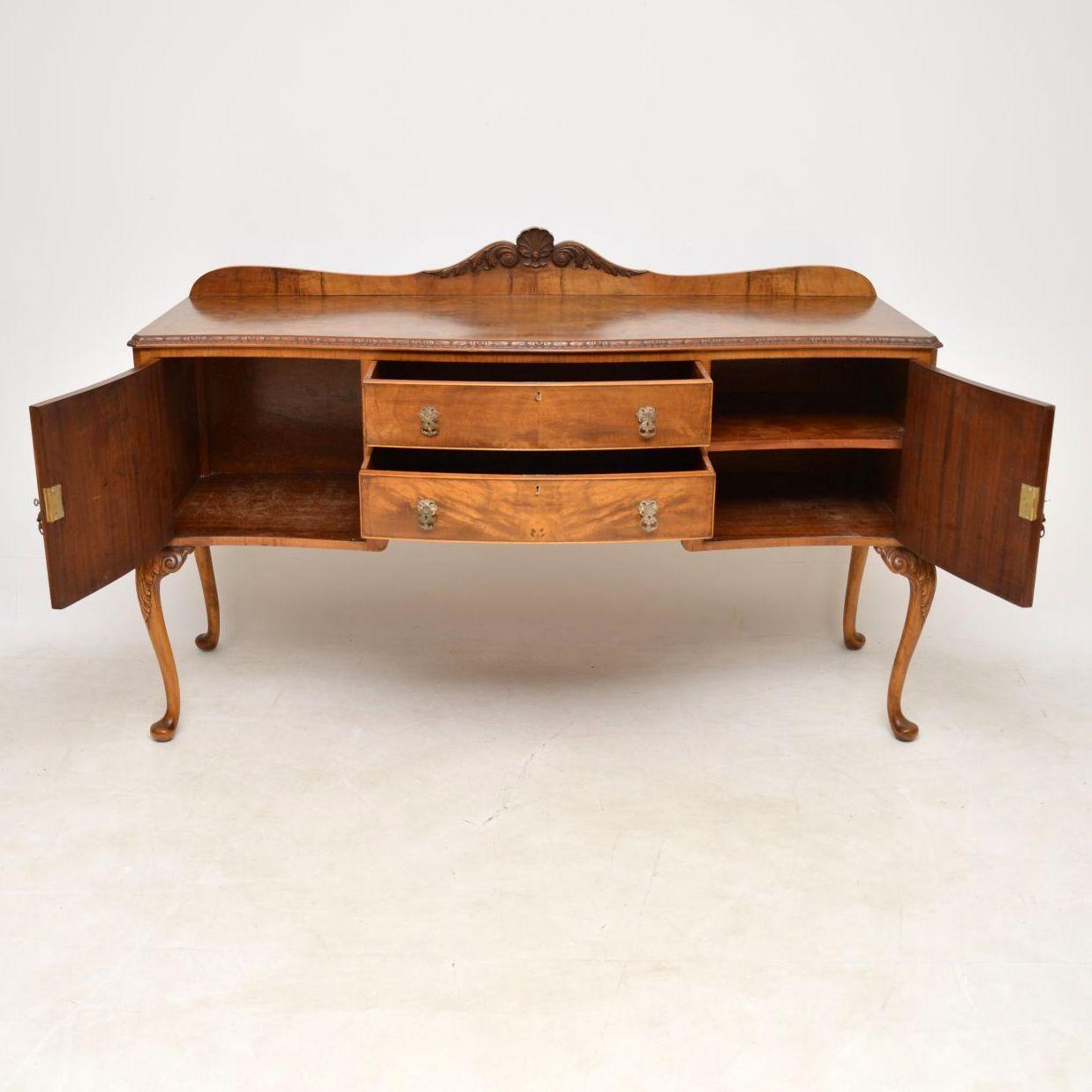 Antique Queen Anne Style Figured Walnut Sideboard In Good Condition In London, GB