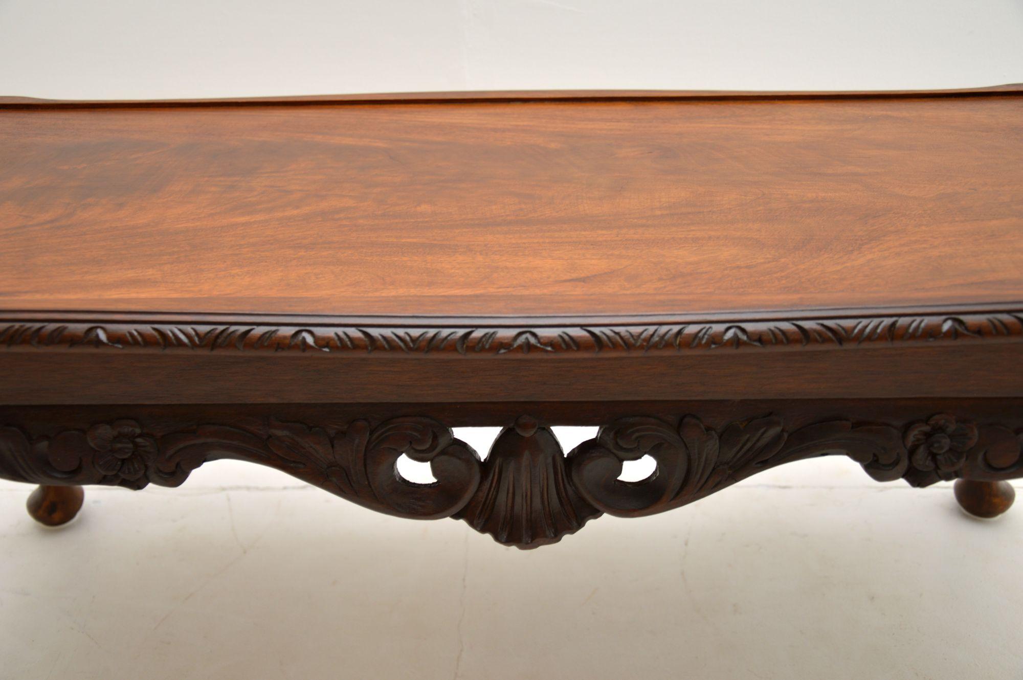 Antique Queen Anne Style Mahogany Coffee Table In Good Condition In London, GB