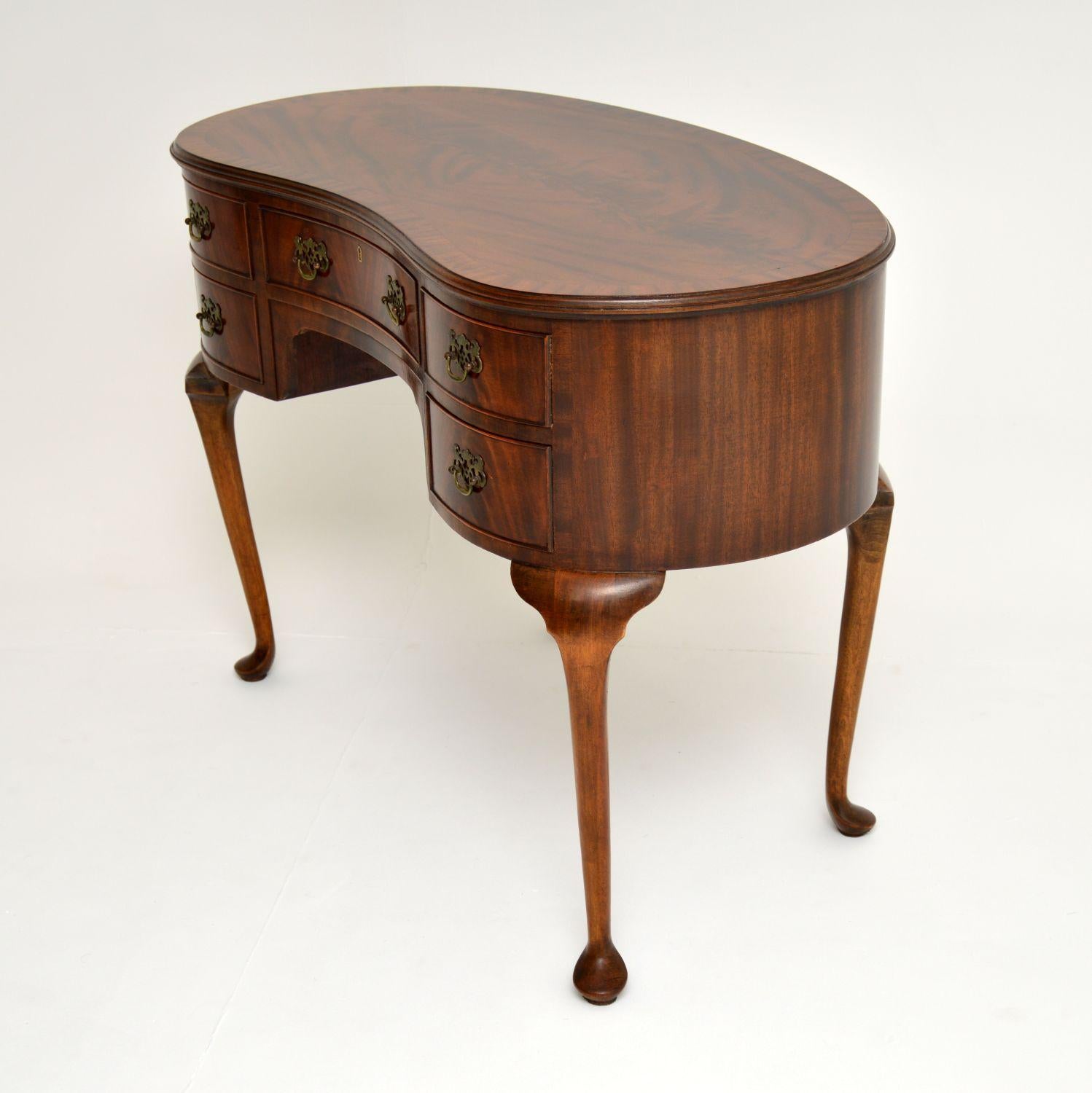 Antique Queen Anne Style Mahogany Kidney Desk / Dressing Table 3