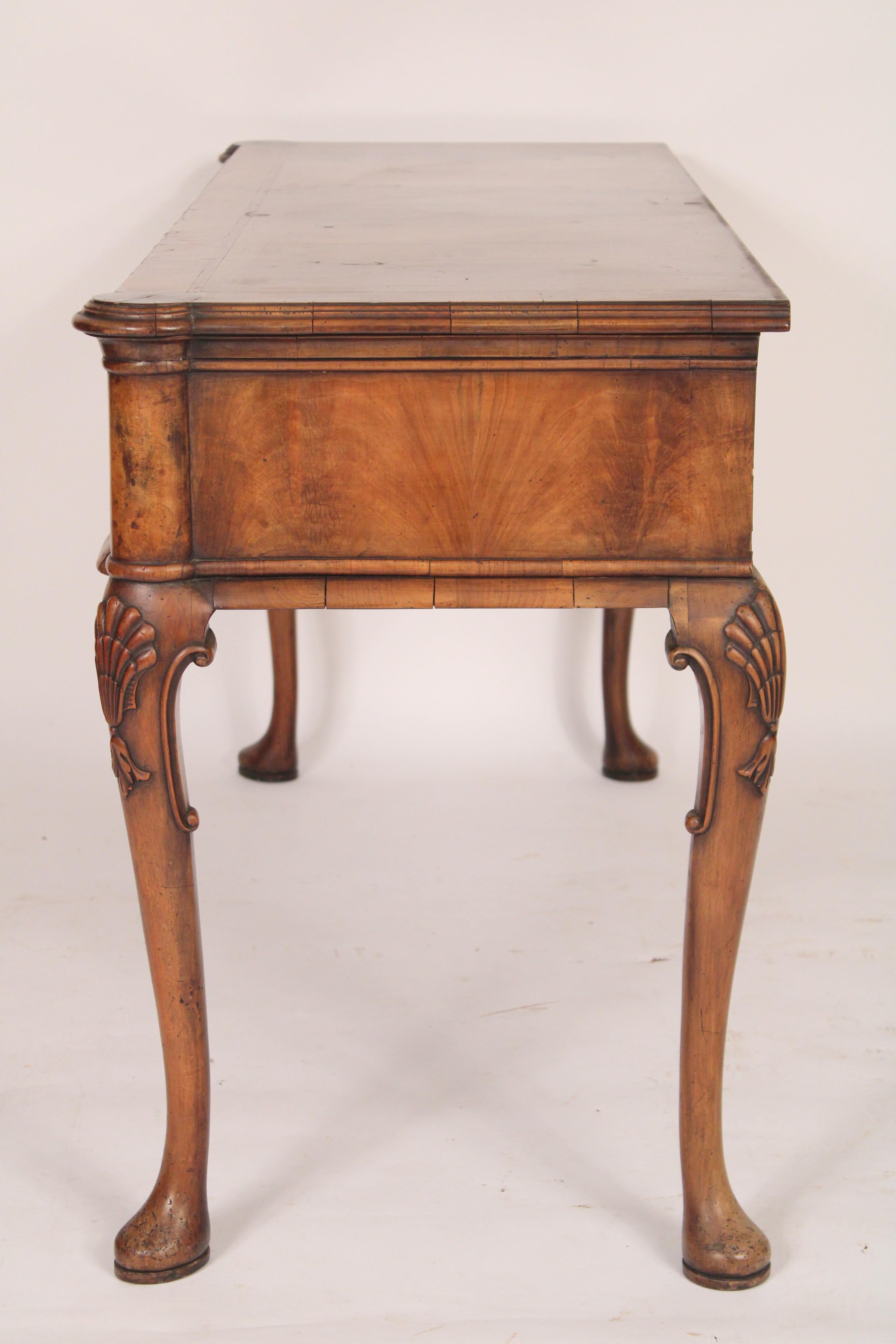 Antique Queen Anne Style Mahogany Sideboard / Console Table In Good Condition In Laguna Beach, CA