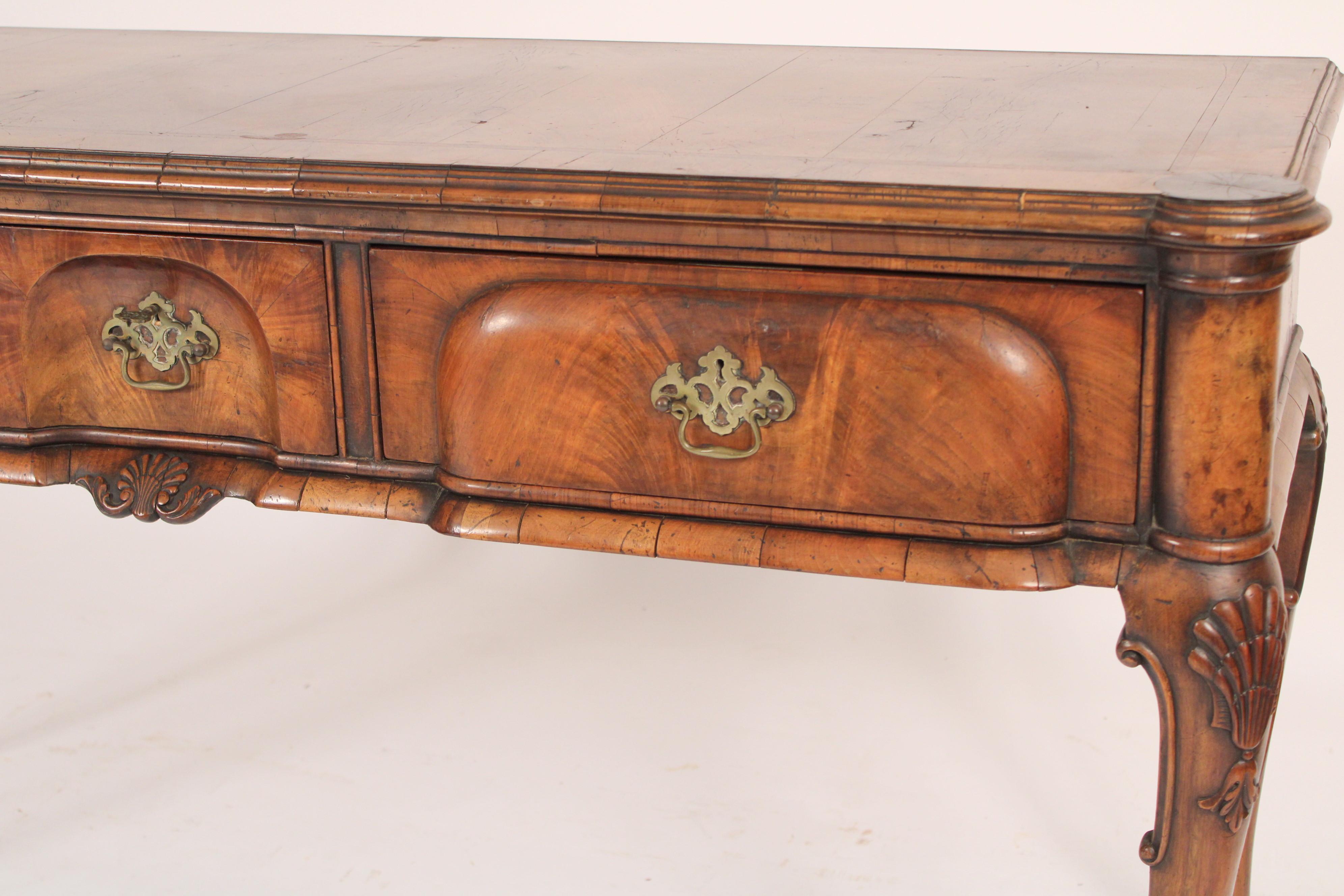 Antique Queen Anne Style Mahogany Sideboard / Console Table 1