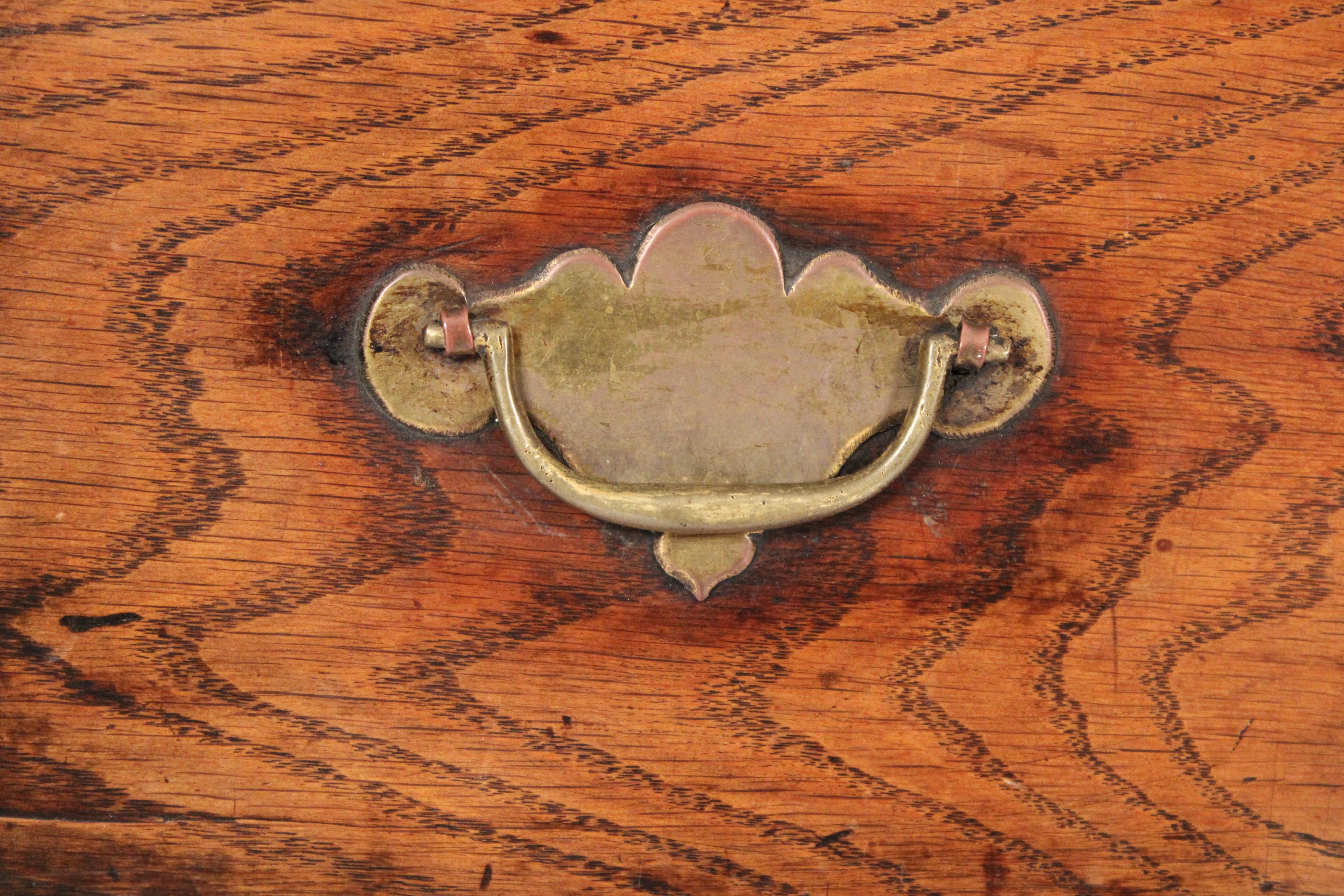 Antique Queen Anne Style Oak Sideboard For Sale 3