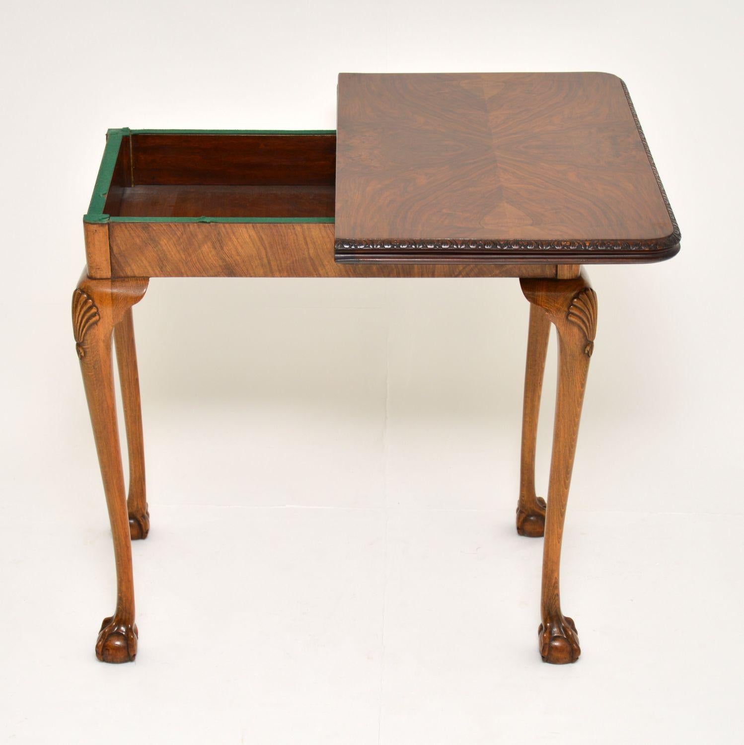 Antique Queen Anne Style Walnut Card Table In Good Condition In London, GB
