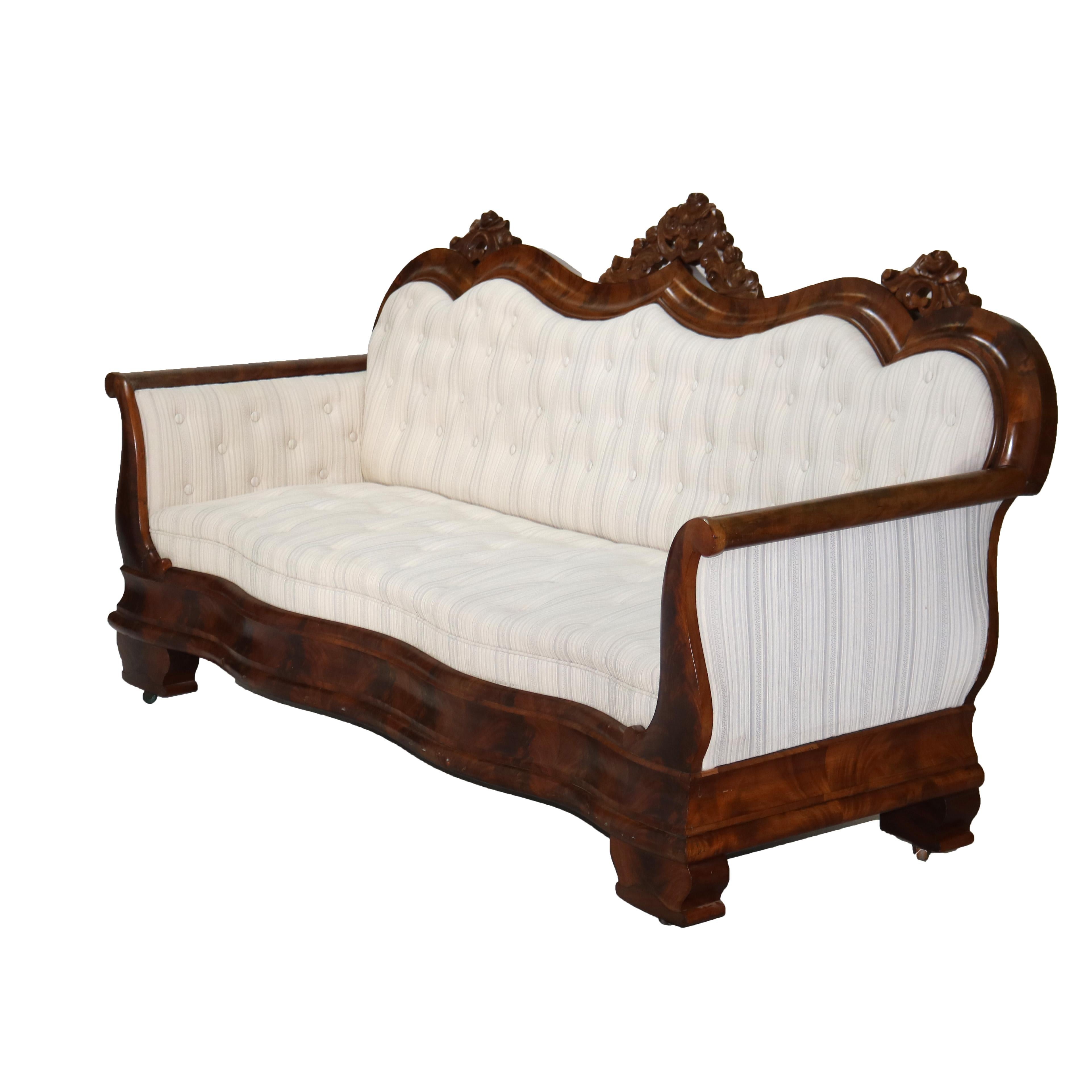 Antique Quervelle Style American Empire Foliate Carved Flame Mahogany Sofa C1850 In Good Condition In Big Flats, NY