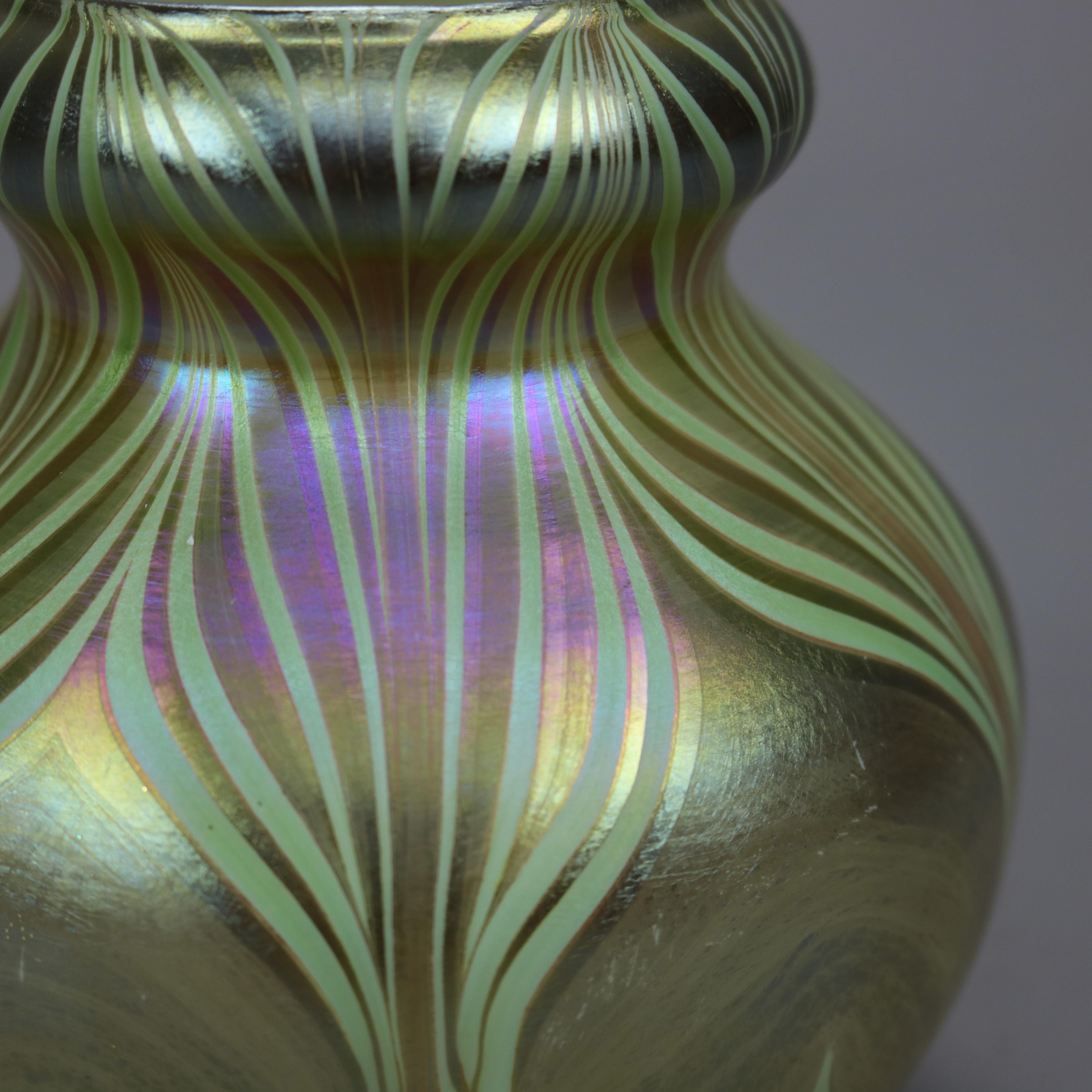 20th Century Antique Quezal Pulled Feather Art Glass Vase circa 1930