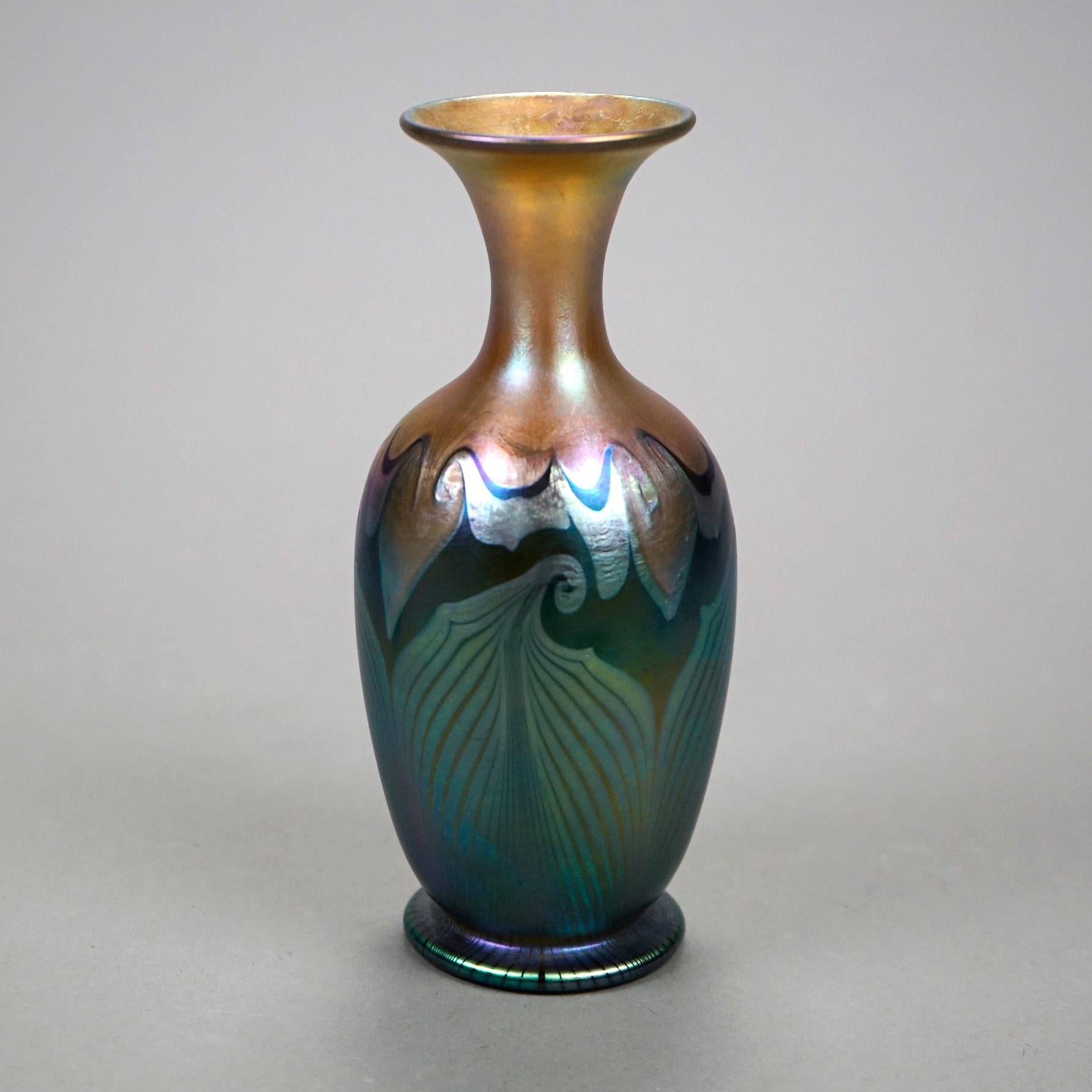 quezal glass vase