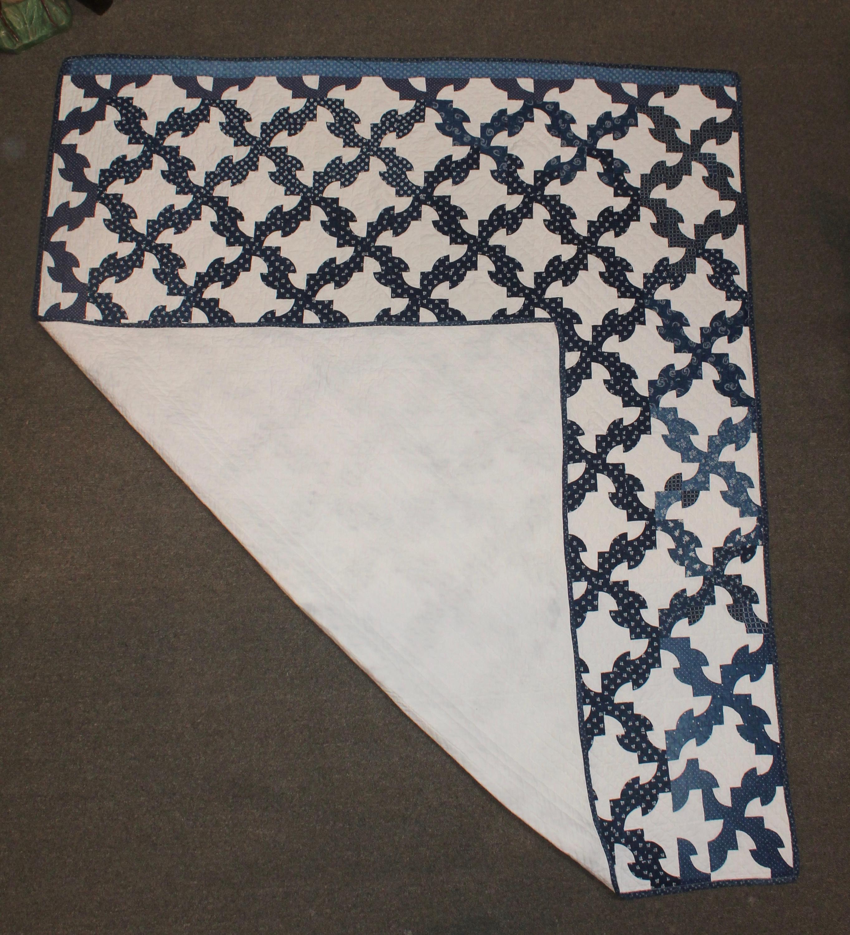 Hand-Crafted Antique Quilt Blue and White Drunkers/Drunkard's Path