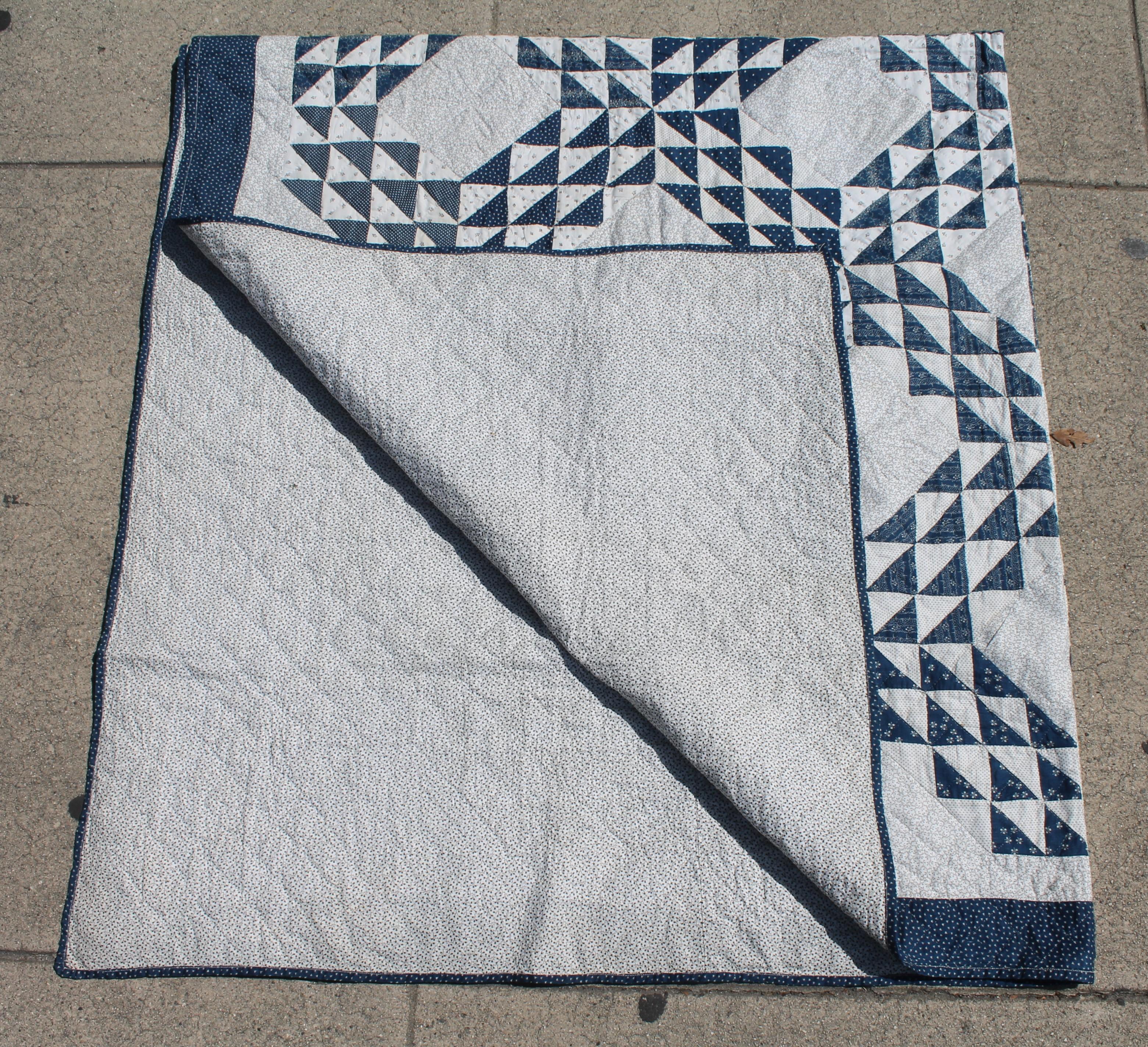 Country Antique Quilt Blue and White Ocean Waves Pattern
