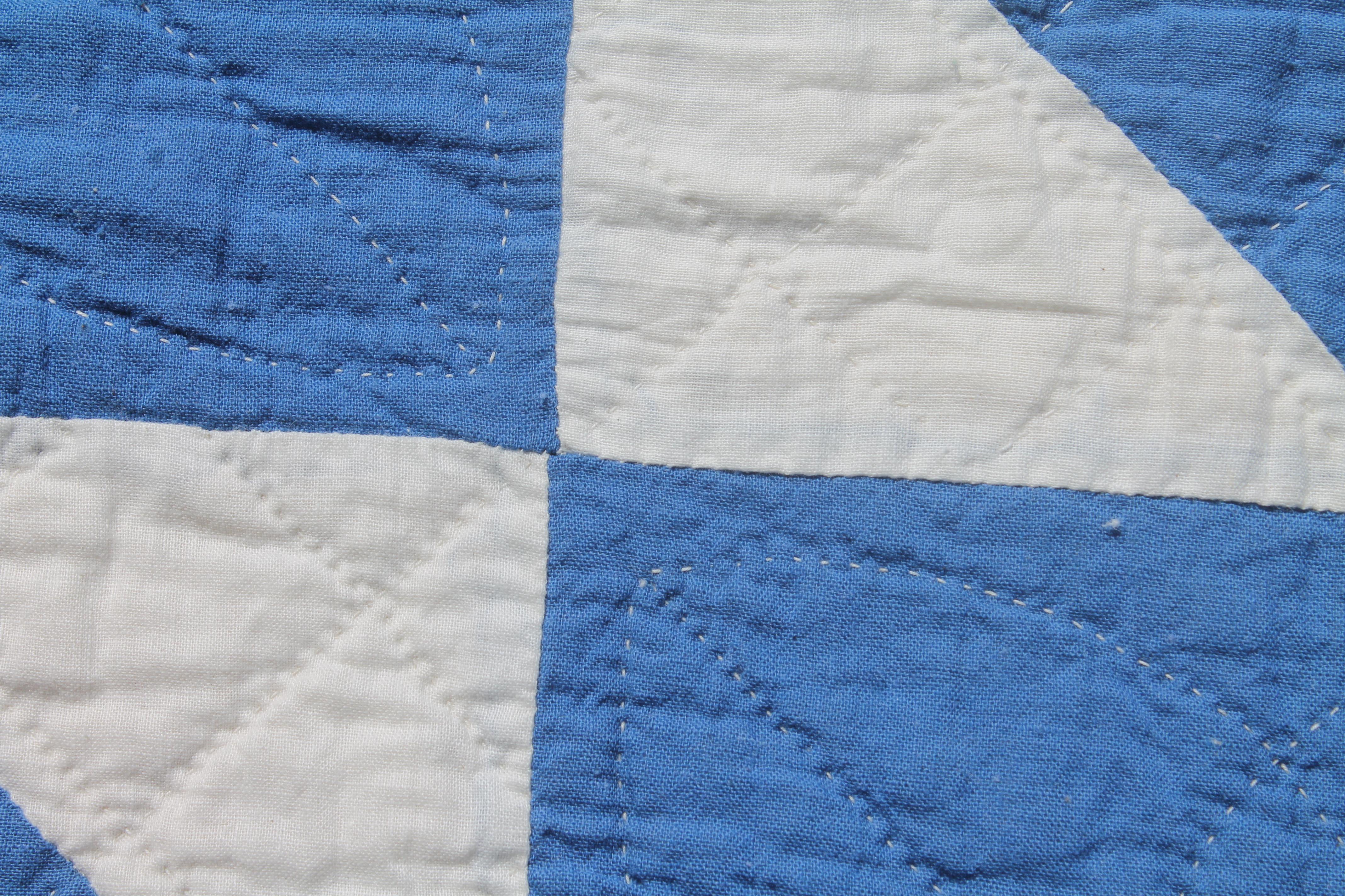 Antique Quilt-French Blue and White Geometric Quilt In Good Condition In Los Angeles, CA