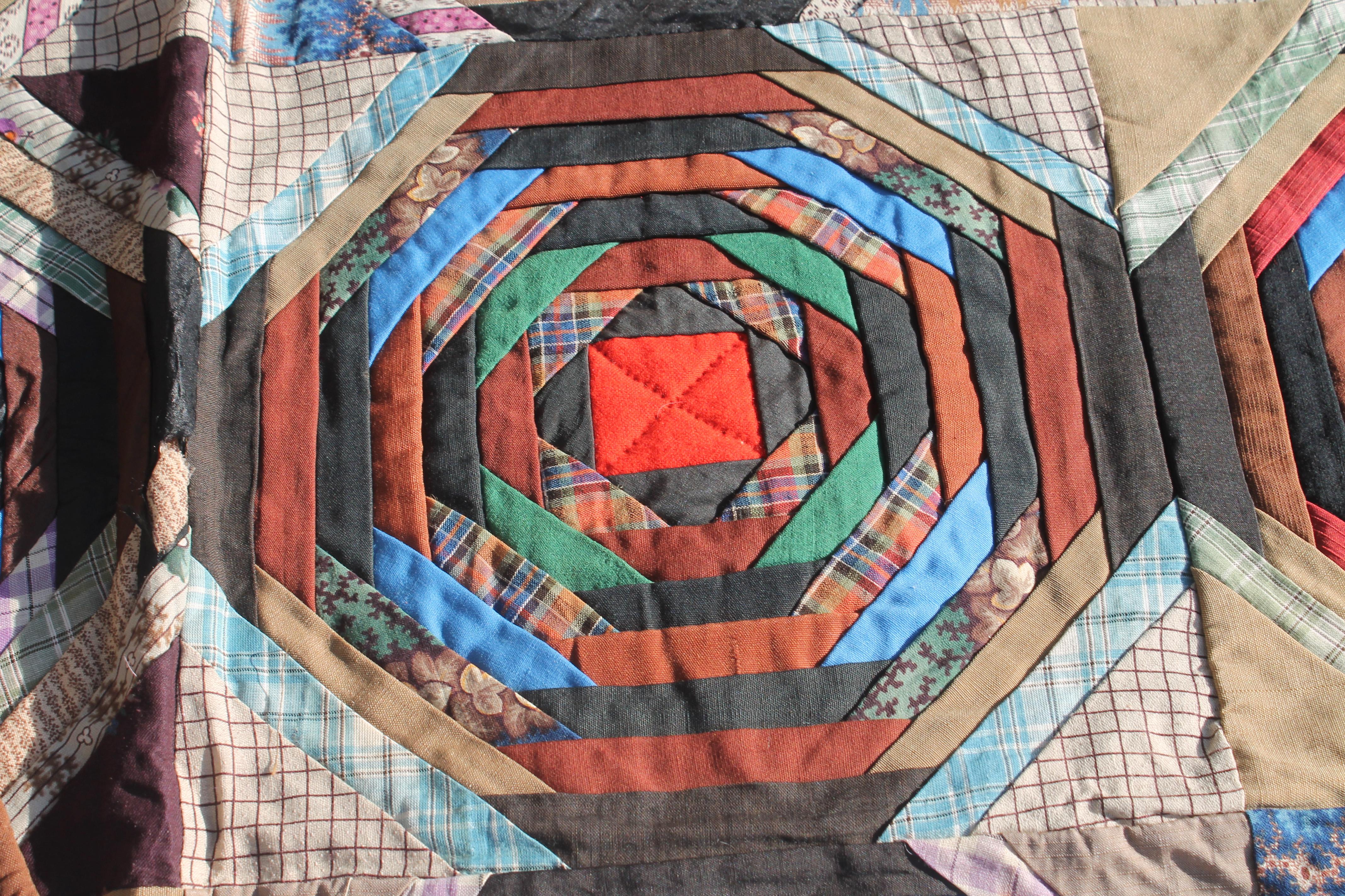 Antique Quilt Log Cabin 19th Century Wind Mill Blades In Good Condition In Los Angeles, CA