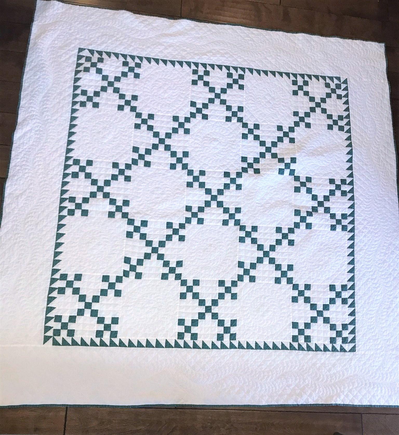Cotton Antique Quilt Postage Stamp Chain Quilt in Green and White