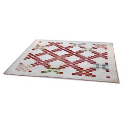 Quilt ancien avec motif traditionnel irlandais en chaîne 19ème siècle Quilt ancien avec motif traditionnel irlandais en chaîne 19ème siècle