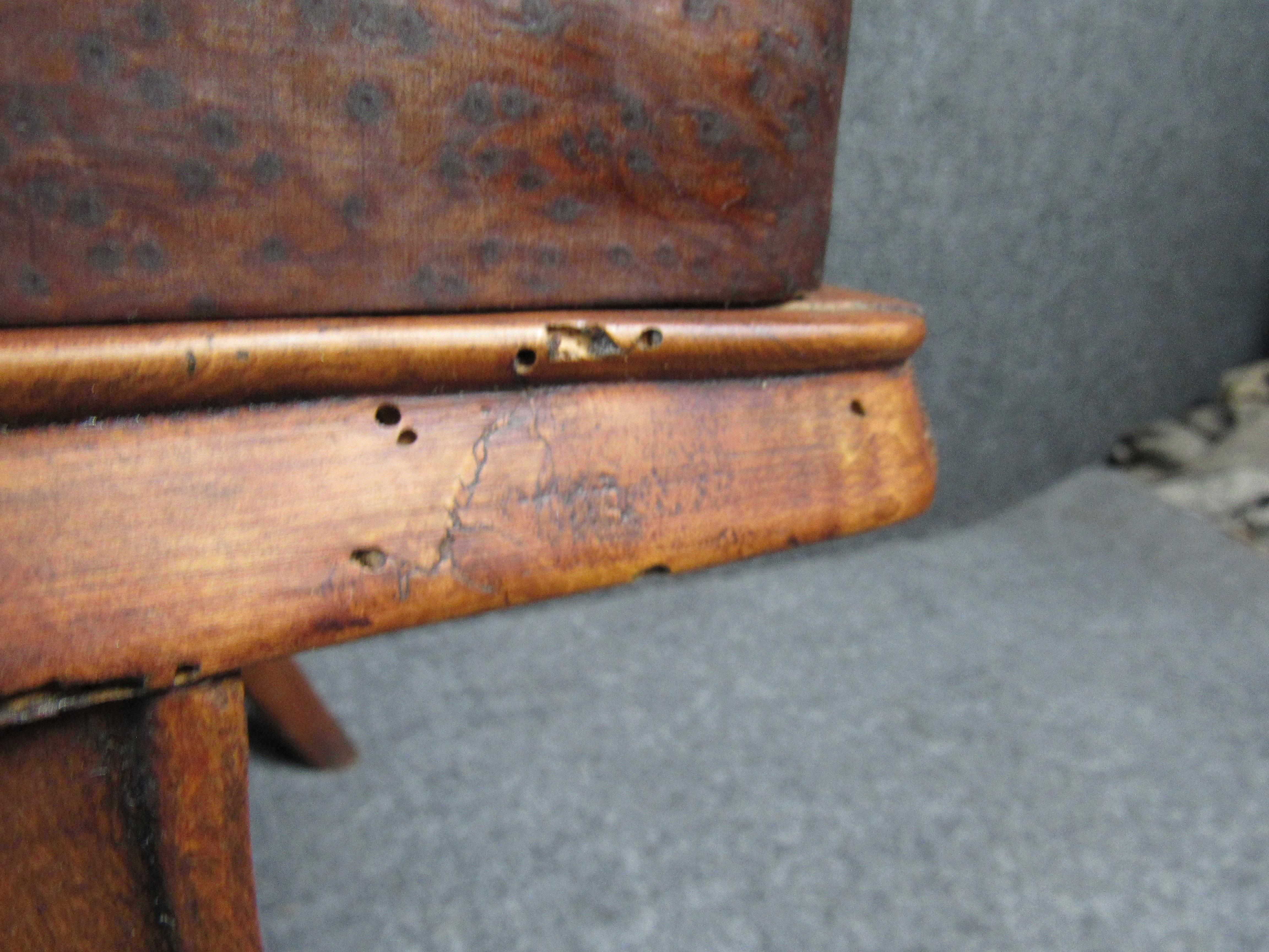 Antique Quilted Birdseye Italian Nightstands For Sale 5