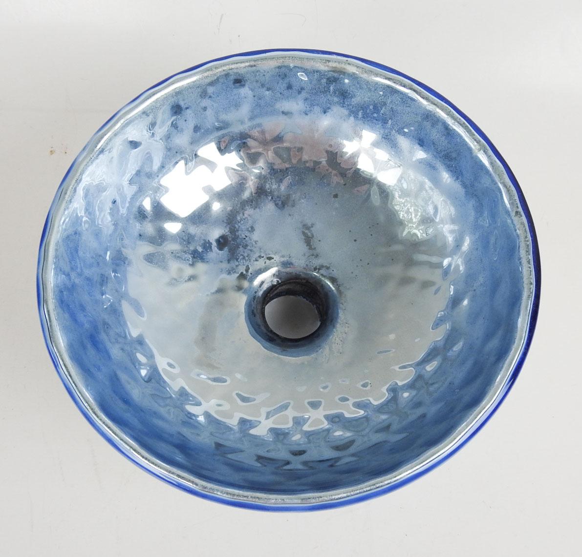 Inconnu Pendentif à abat-jour en verre au mercure bleu matelassé antique en vente