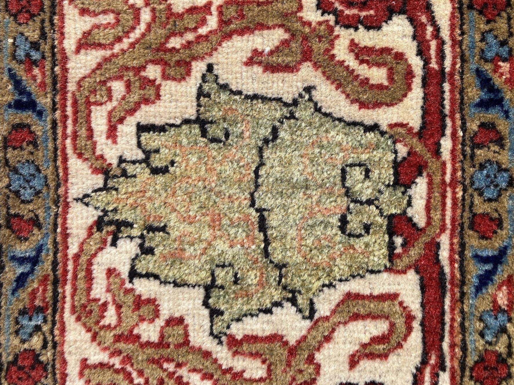 Antique Qum Rug 2.10m x 1.36m For Sale 9