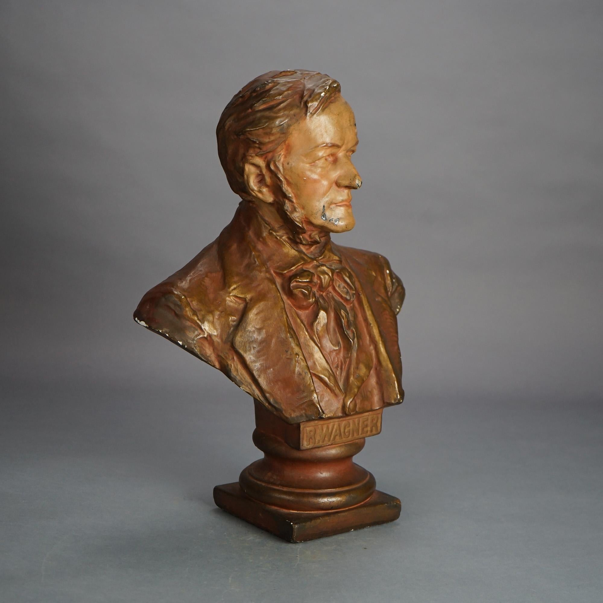Antico busto ritratto in gesso di R. Wagner, en Verso Stamped S. Paladini N.S. 1903

Misure: 19,5''H. x 13,75''W. x 7,75''D.