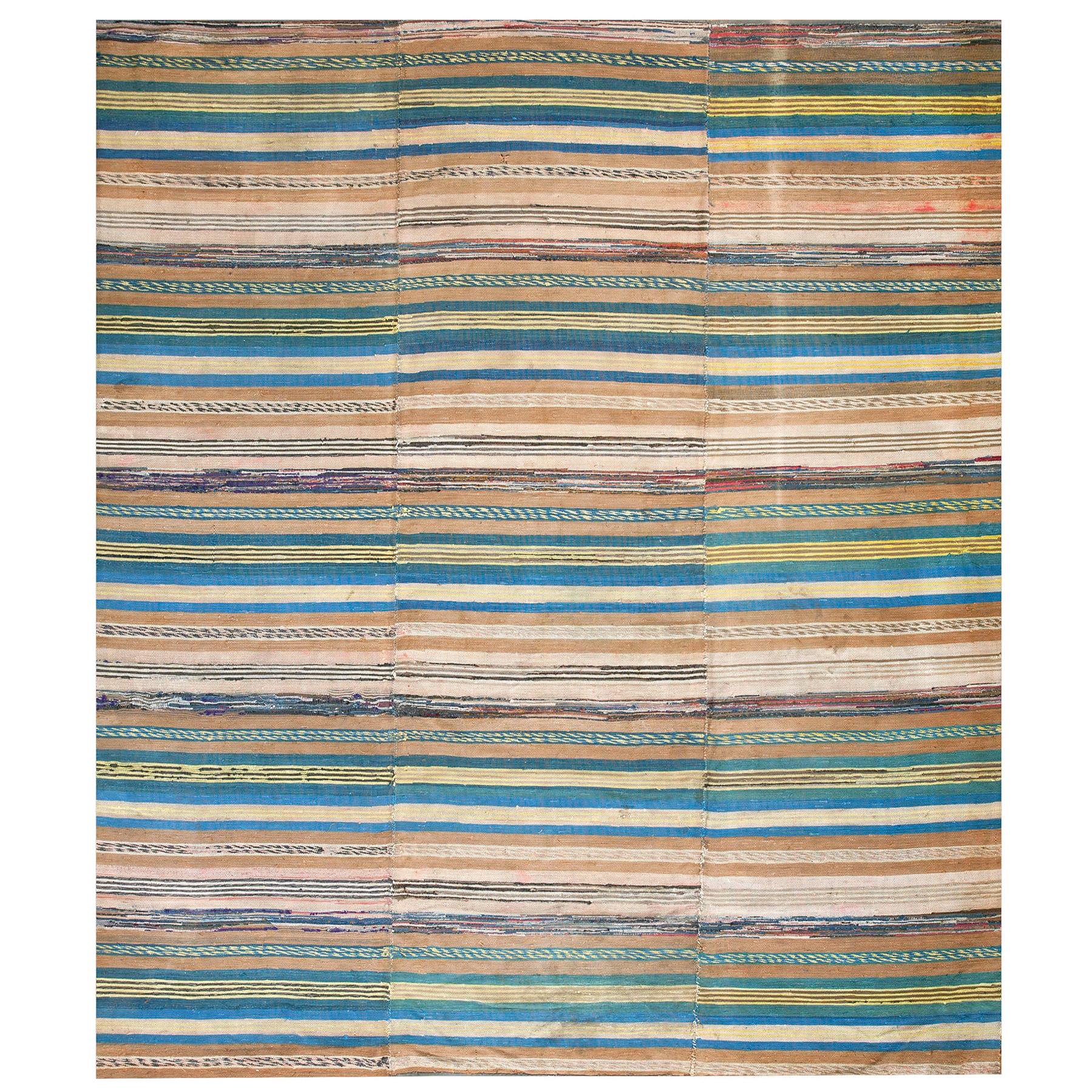 Late 19th Century American Shaker Rag Rug ( 8'6" x 9' 0" - 260 x 300 cm )