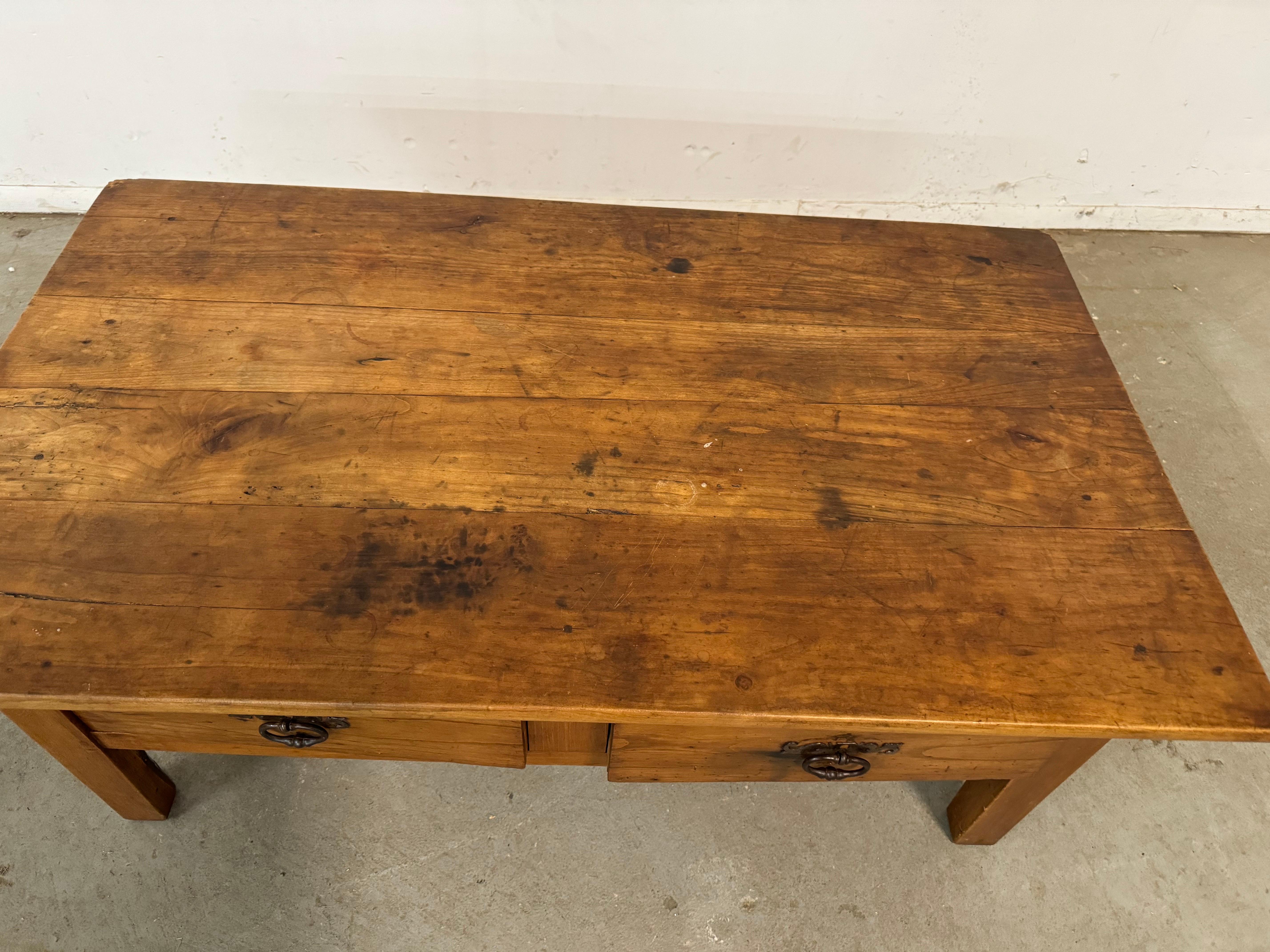 Antique Random Board Rustic Farm Coffee Table, Circa 1900's 4