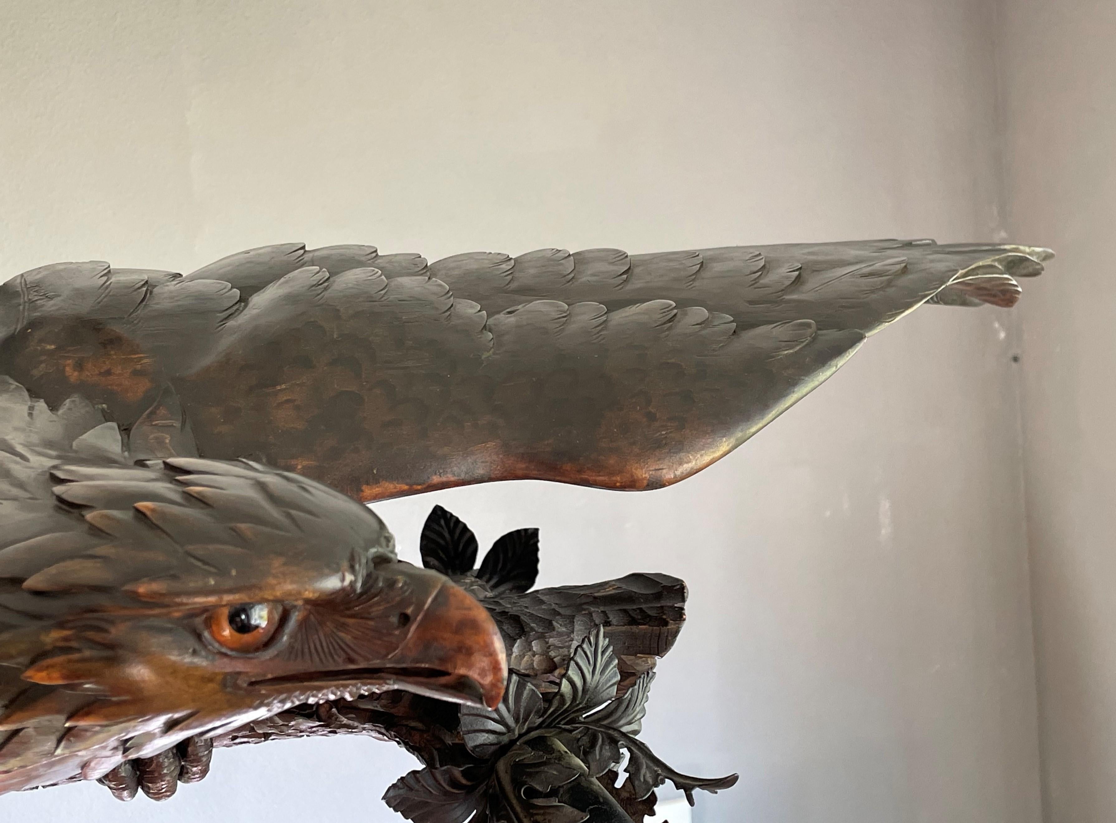 Antique, Rare and Large Hand Carved Black Forest Flying Eagle Pendant Chandelier For Sale 10