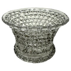 Antique et rare vase panier en verre traforata de Liège, centre de table, 18ème siècle