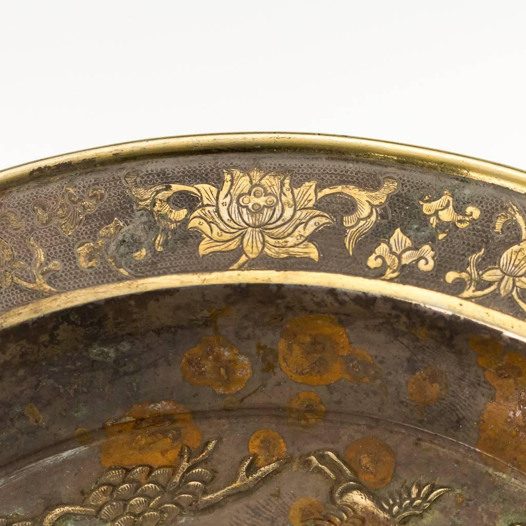 Antique Rare Chinese Ming Dynasty Solid Silver-Gilt Dish, circa 1640 2